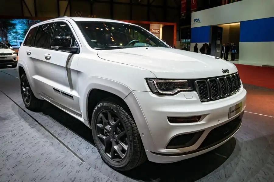 Jeep Grand Cherokee - popularny SUV klasy średniej