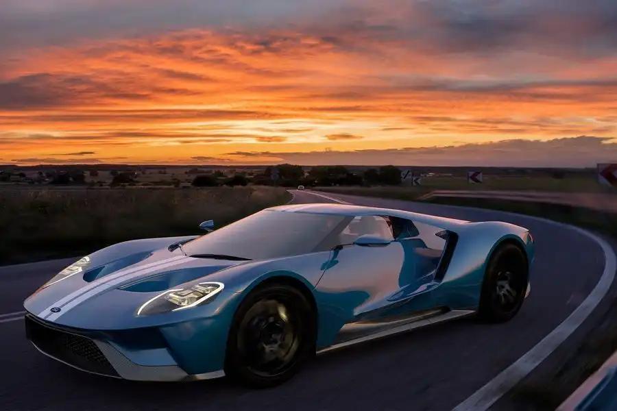 Ford GT