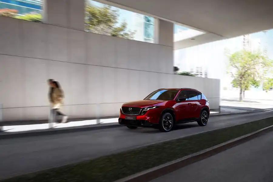Nowa Mazda CX-5 2025