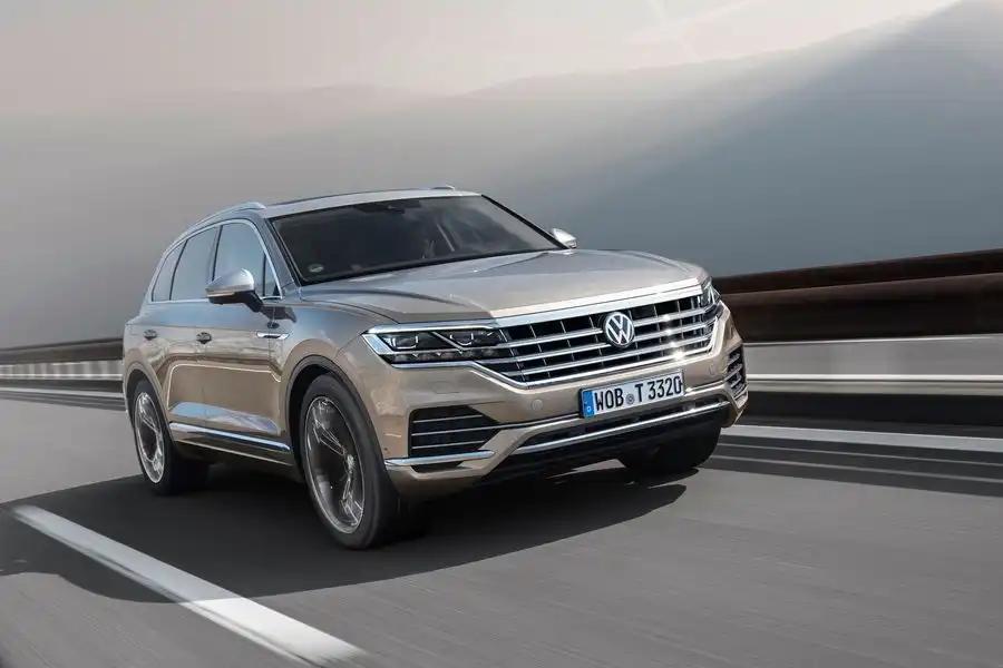 Volkswagen Touareg to średniej i wysokiej klasy SUV