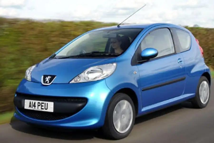 Peugeot 107 - najmniejszy model z serii francuskiego producenta