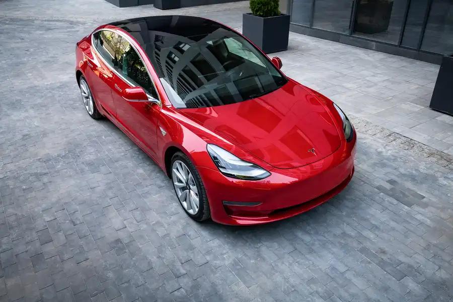 tesla model 3