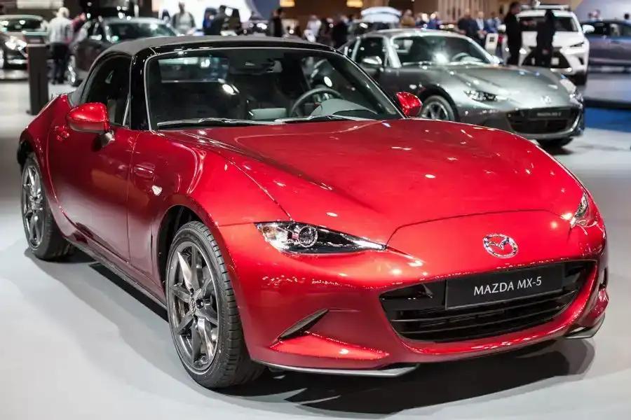 Mazda MX-5 - jaki silnik wybrać? 