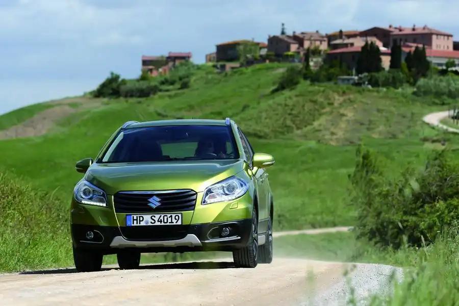 Suzuki SX4 - kompaktowe auto z napędem 4x4