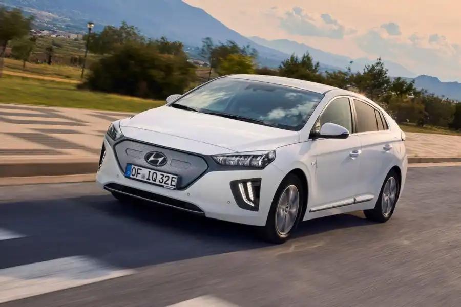 Hyundai Ioniq - jaki silnik wybrać? 