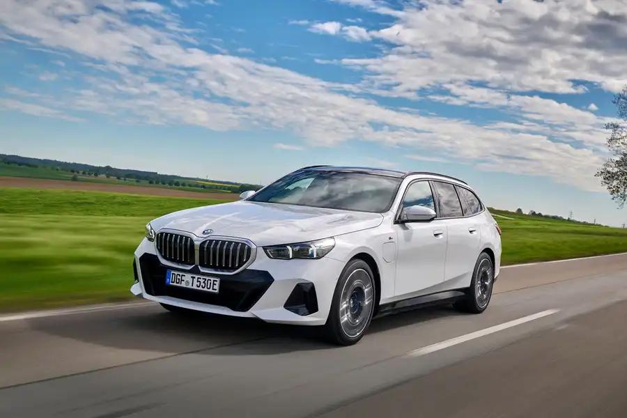 BMW Serii 5 Touring (G61)