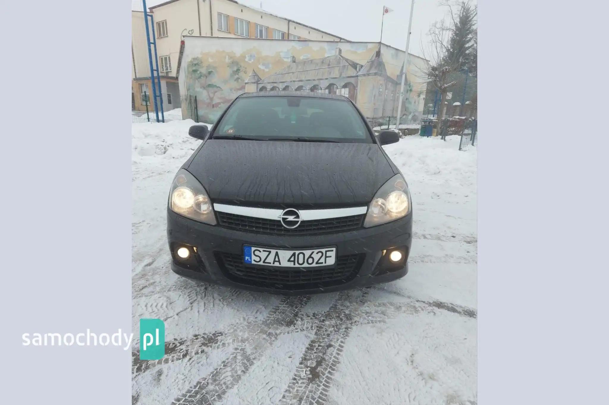 Opel Astra Coupe 2009