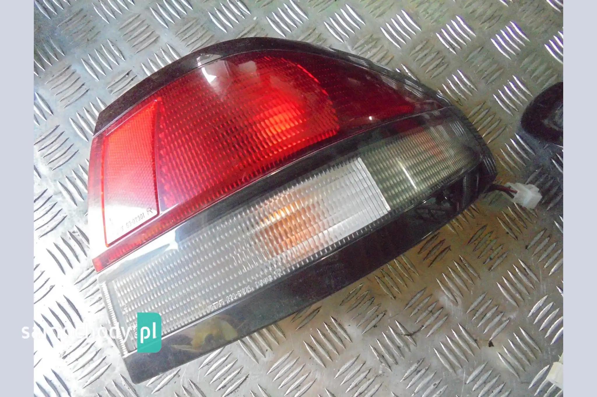 Lampa tył prawa tylna Mazda 626 GF V HB