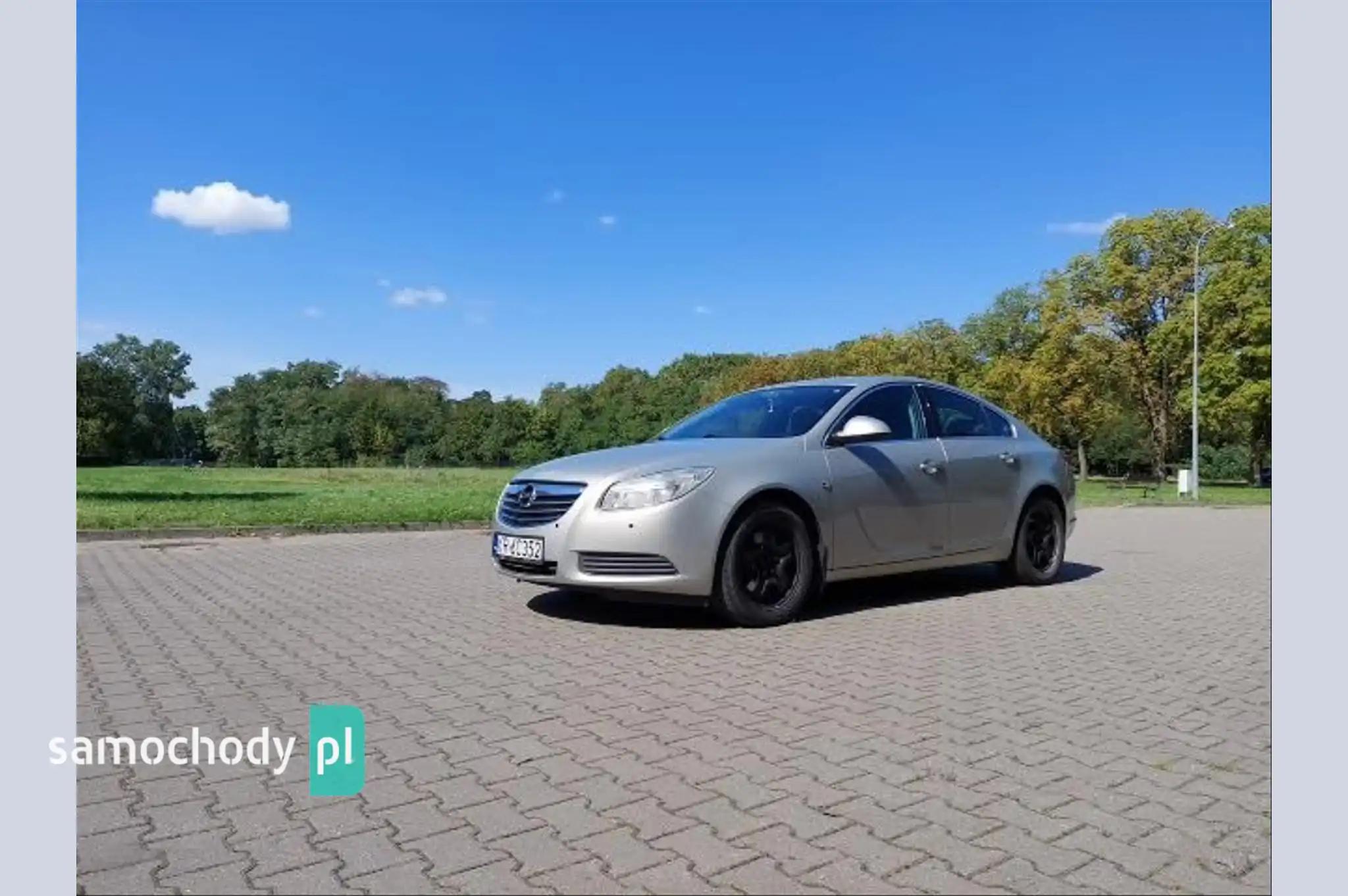 Opel Insignia Coupe 2012