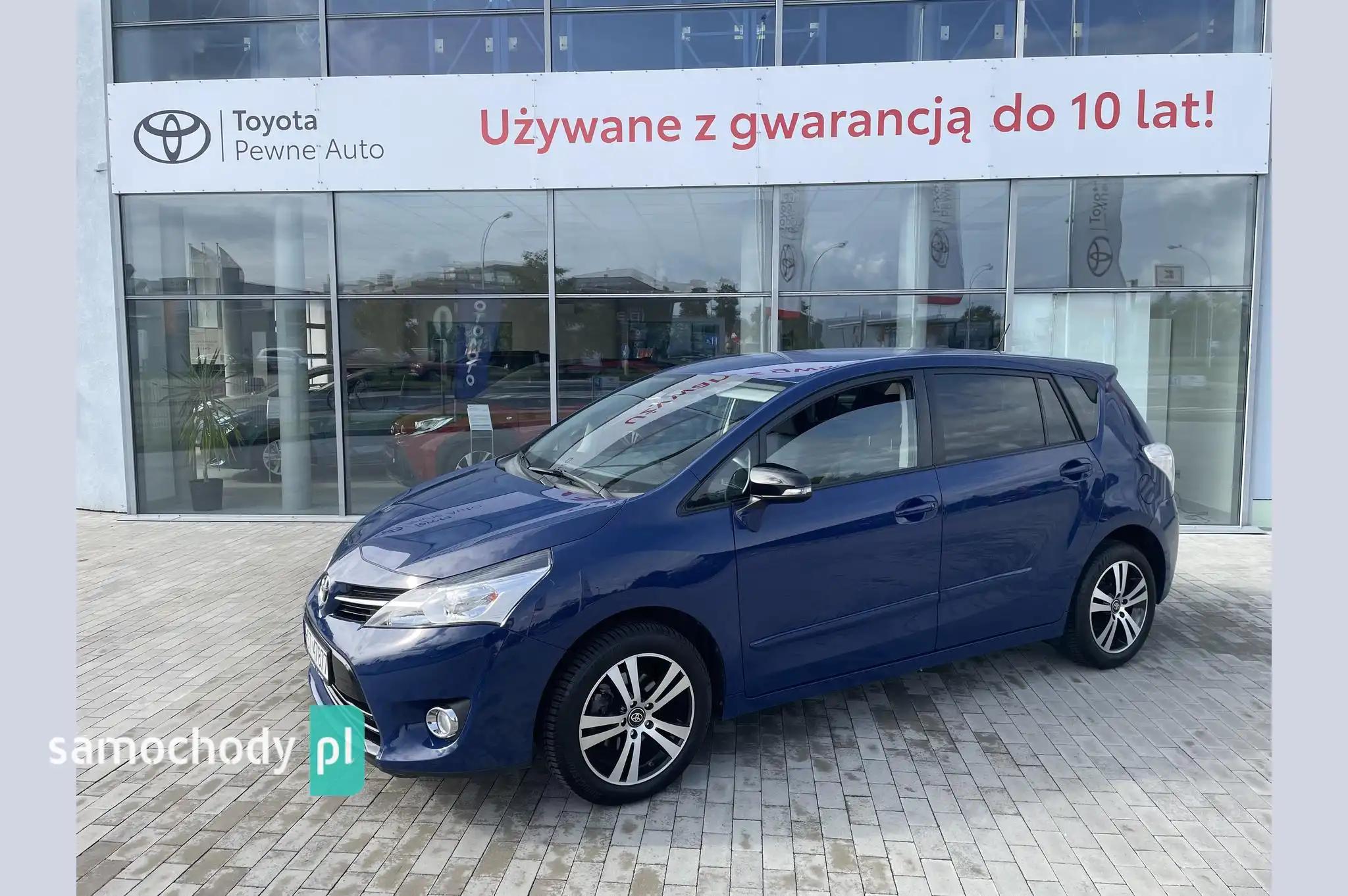 Toyota Verso Minivan 2016