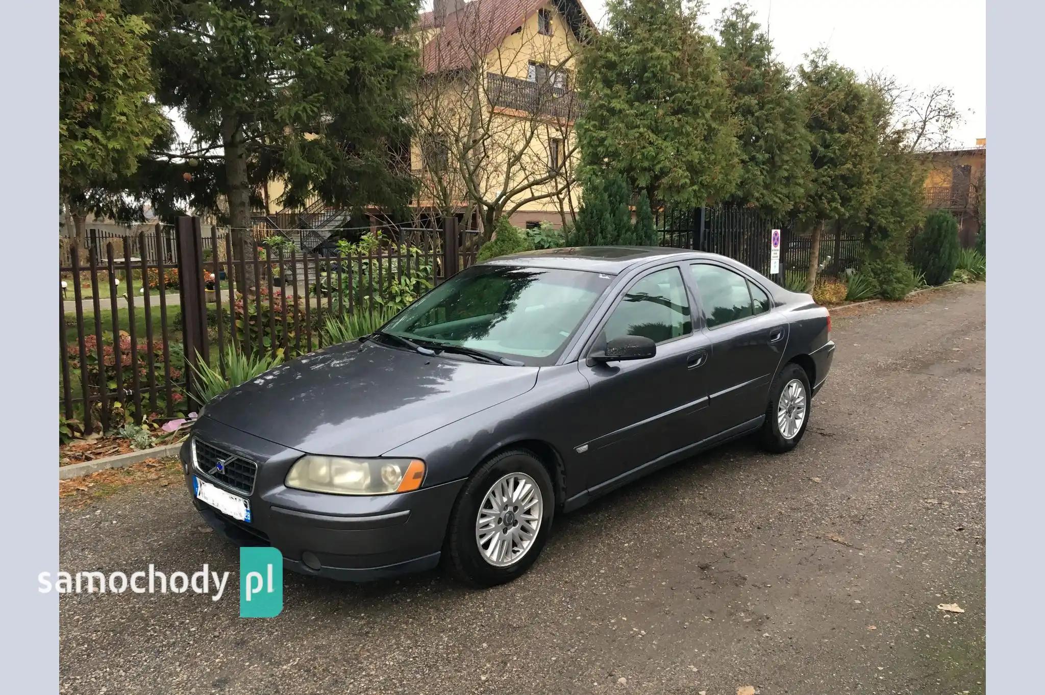 Volvo S60 Sedan 2004