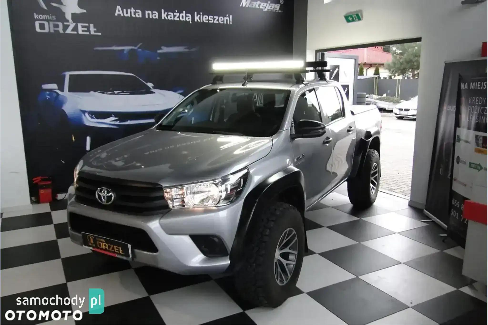 Toyota Hilux SUV 2019