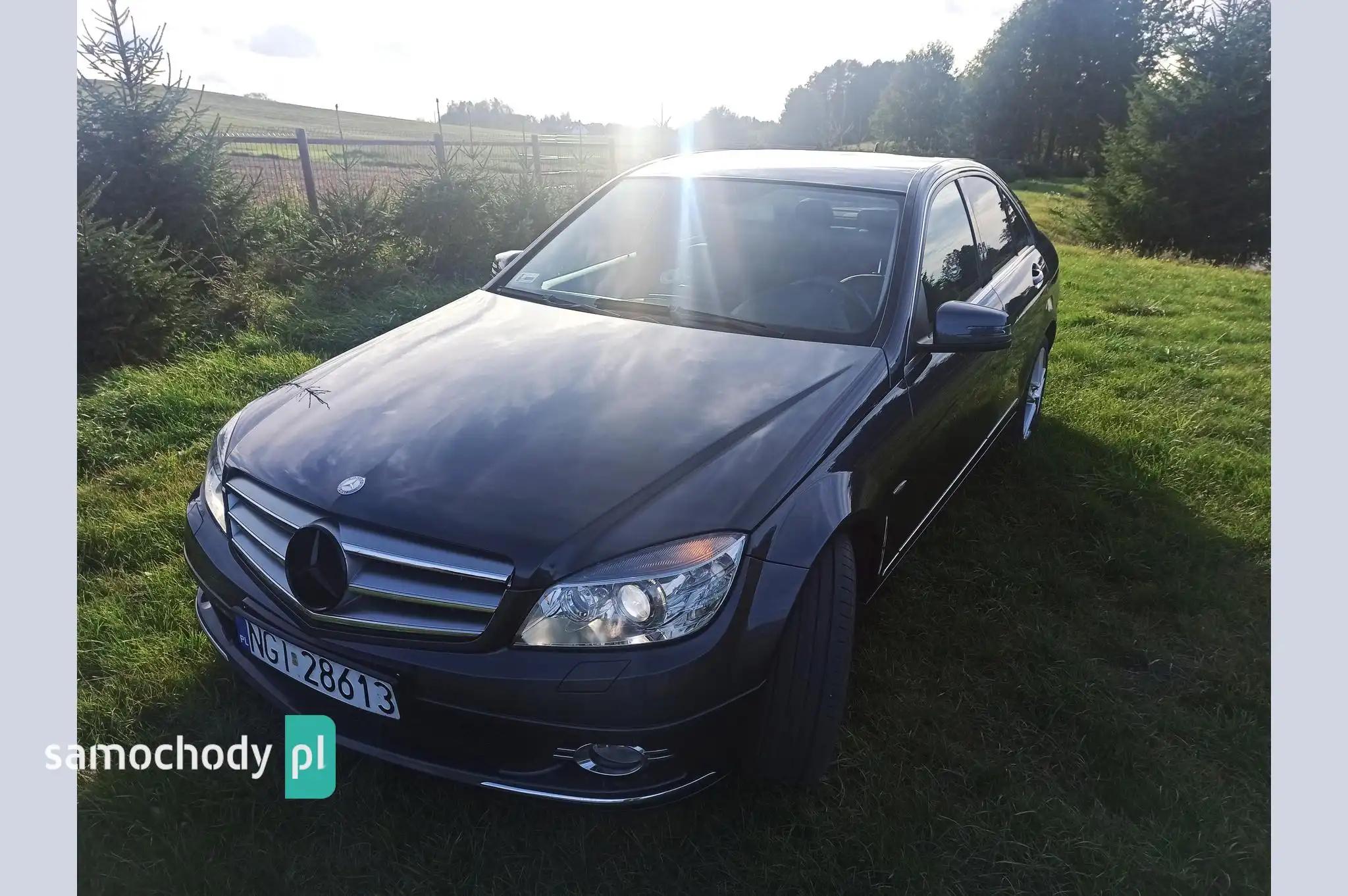 Mercedes-Benz C-Klasa Sedan 2009