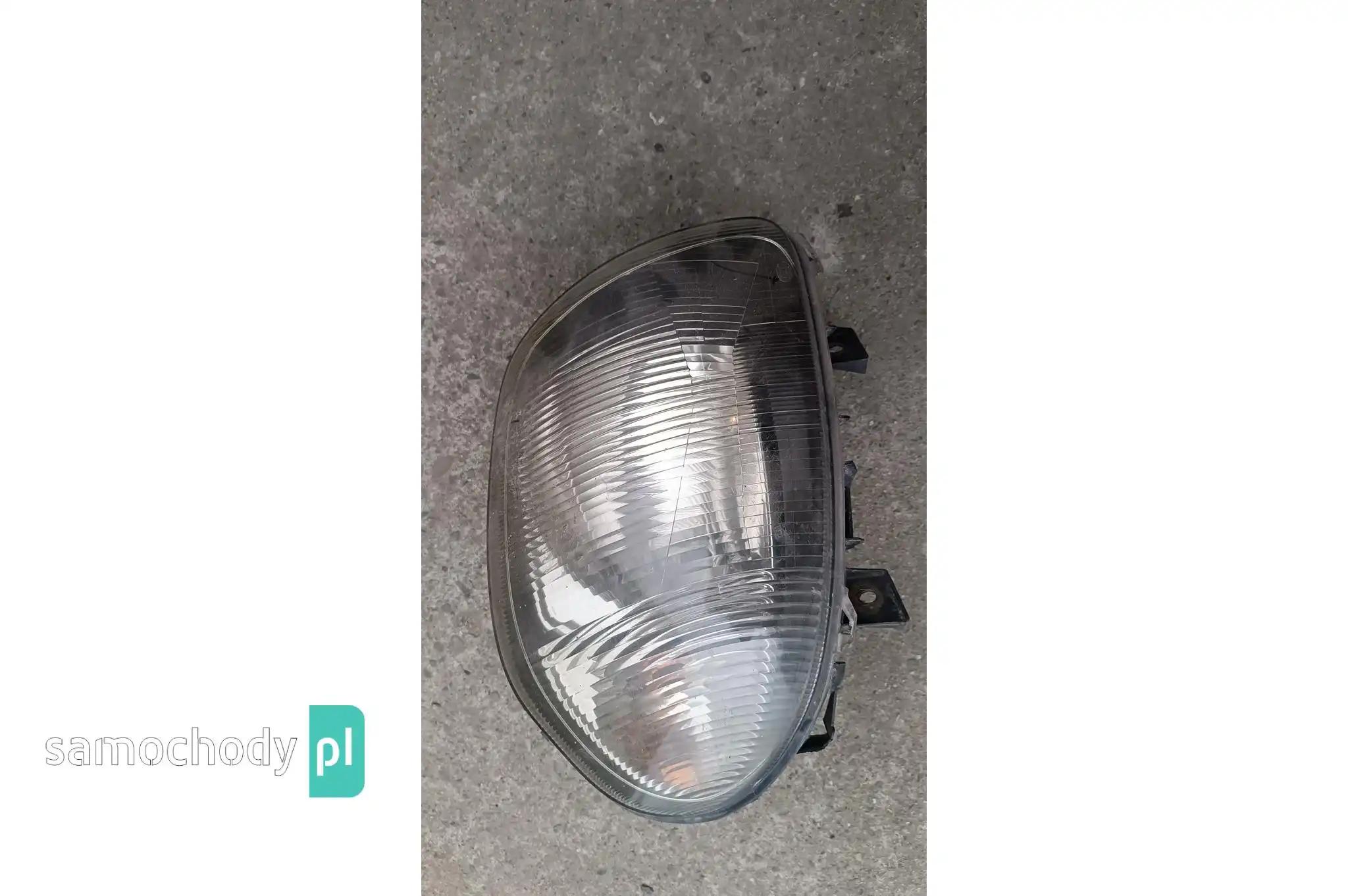 Lampa prawa przednia przód Renault Clio 2 II