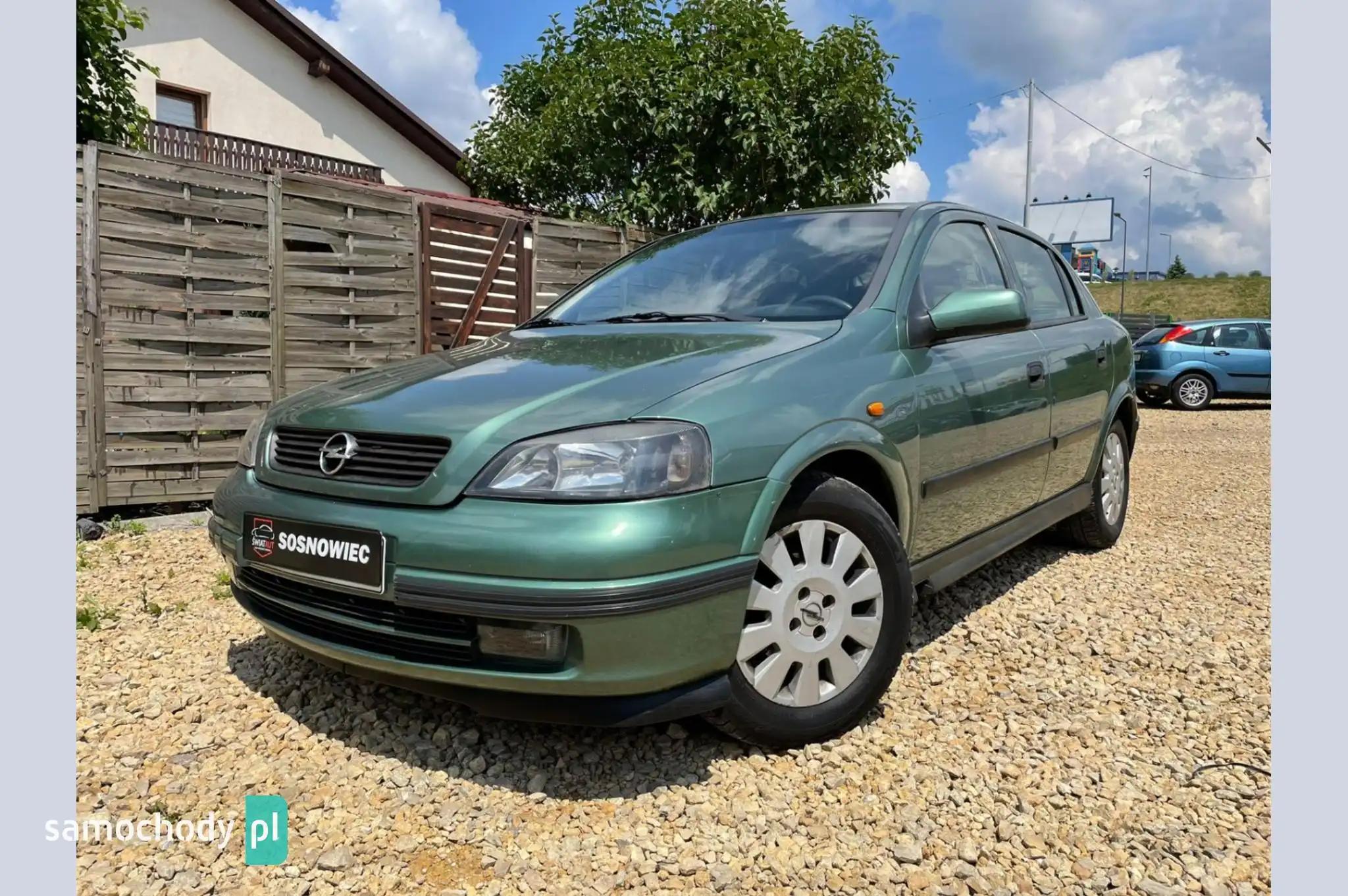 Opel Astra Hatchback 1998