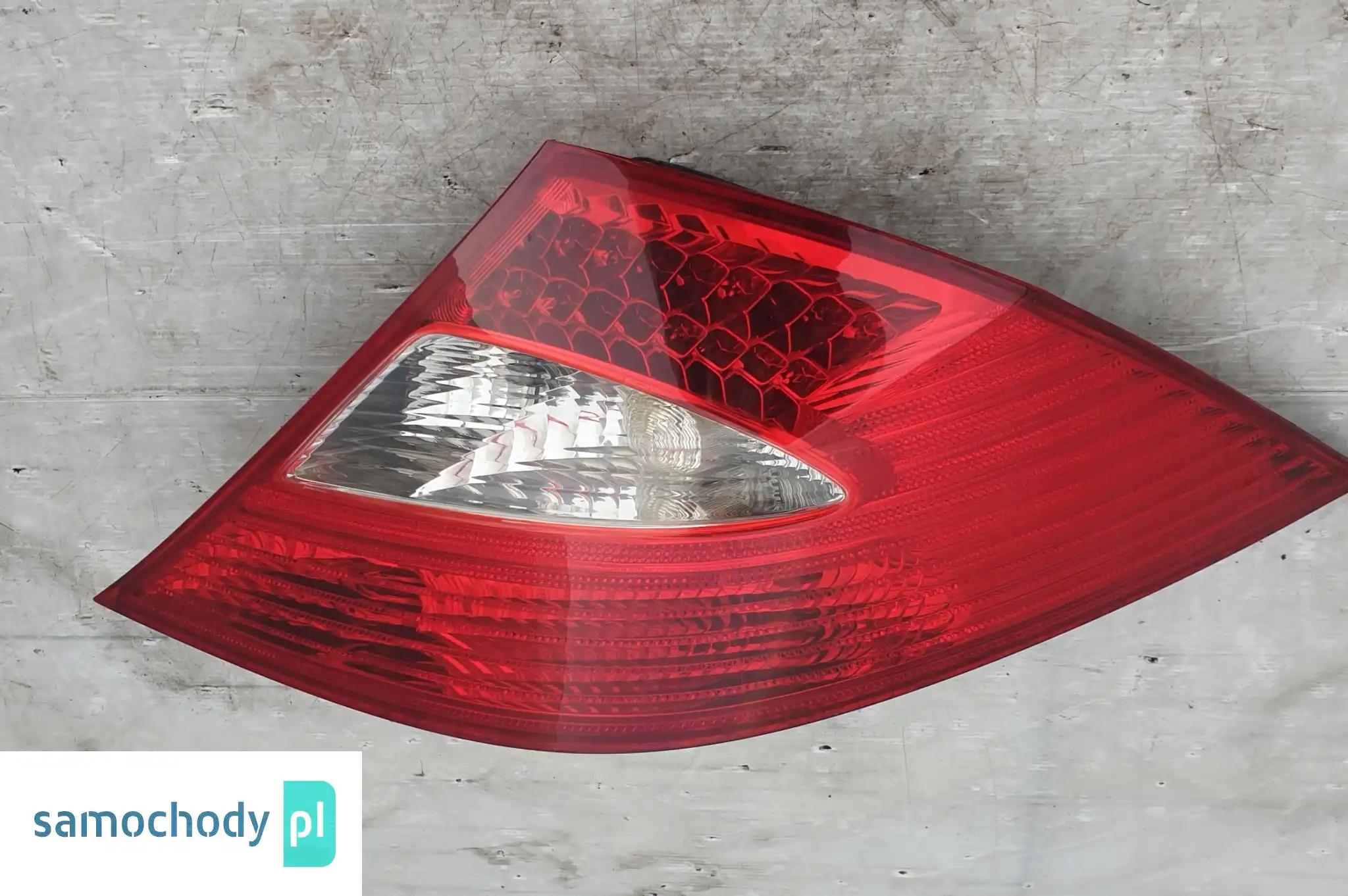 LAMPA TYŁ PRAWY MERCEDES CLS W219 C219 A2198200264