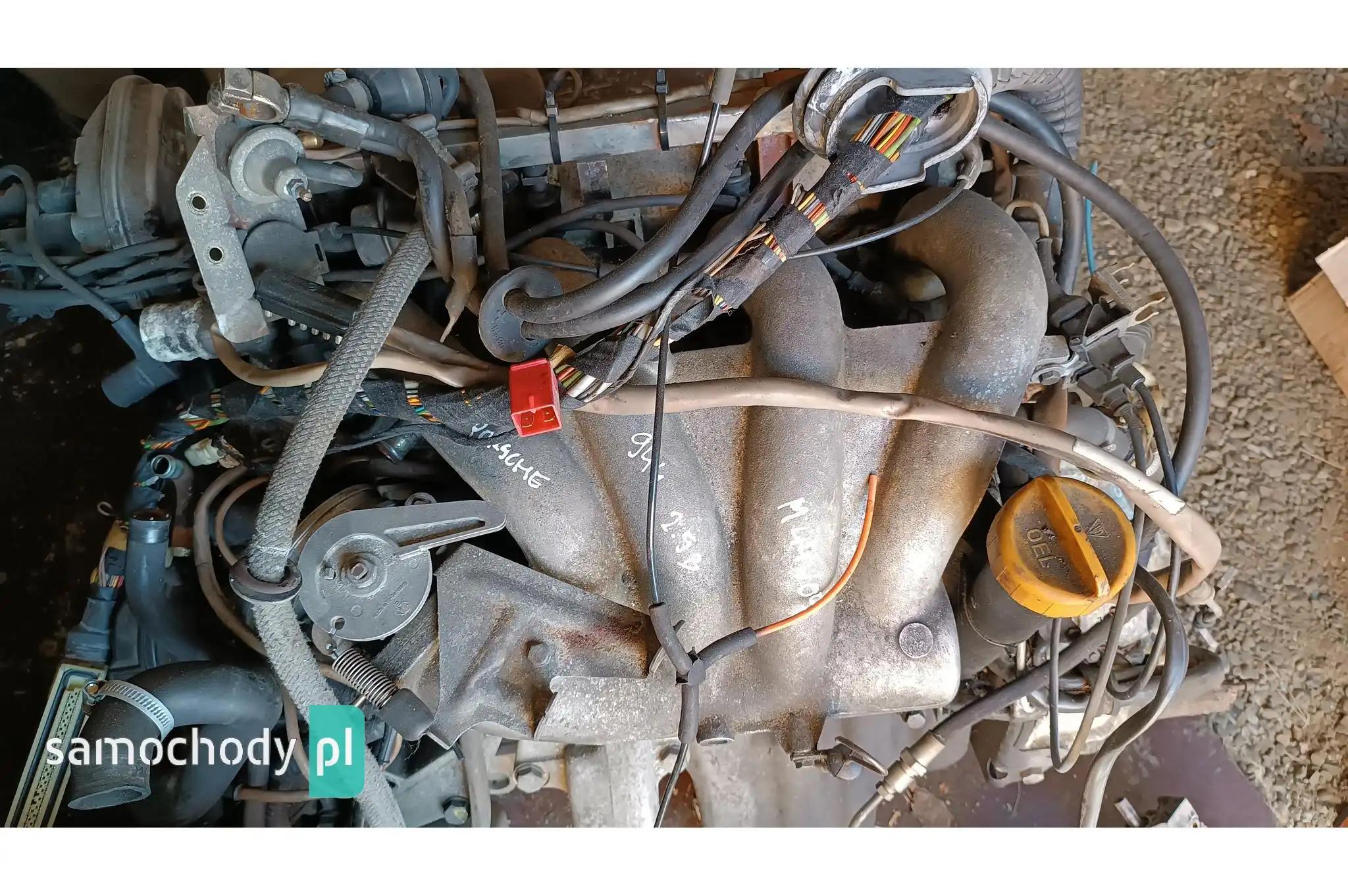 Głowica miska olejowa silnik wał blok tłoki Porsche 944 2.5 benzyna