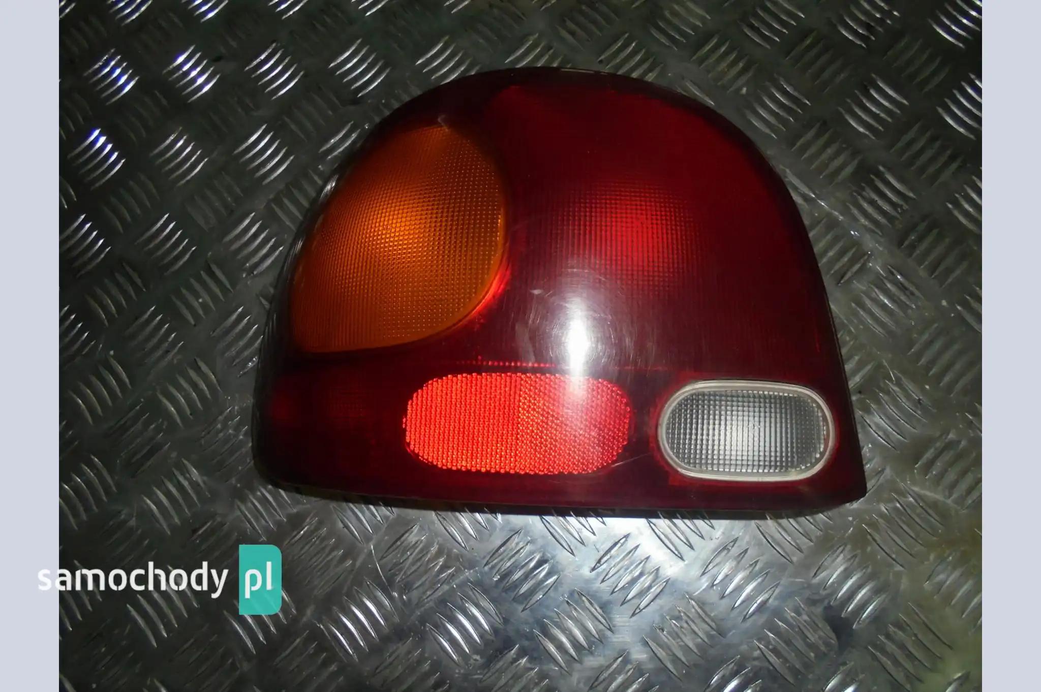 Lampa tył lewa tylna Hyundai Accent I X3