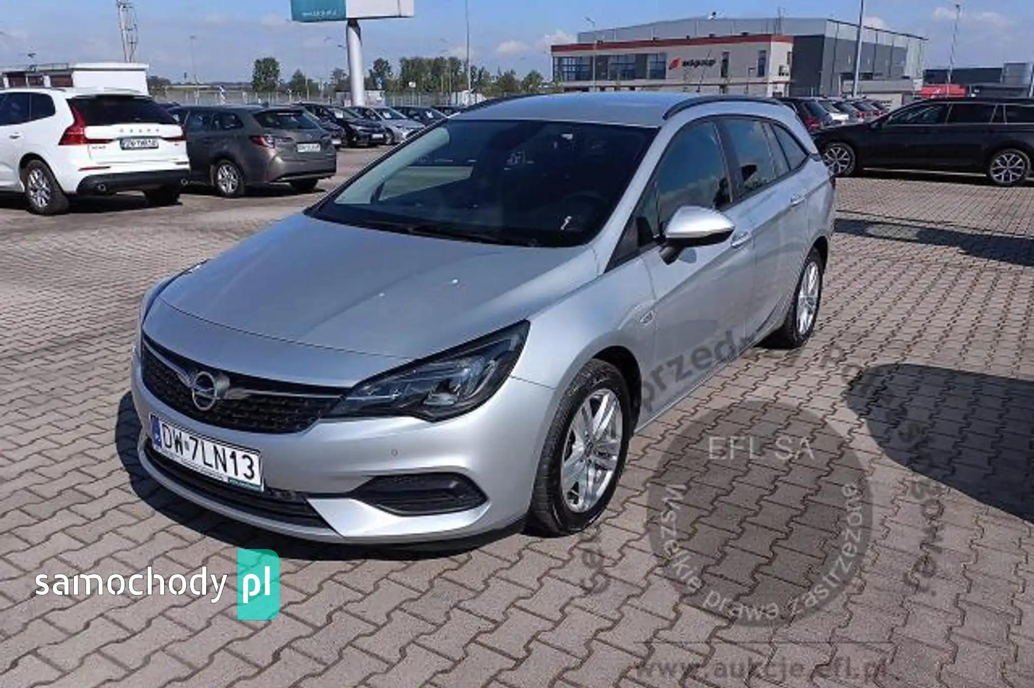 Opel Astra 2020