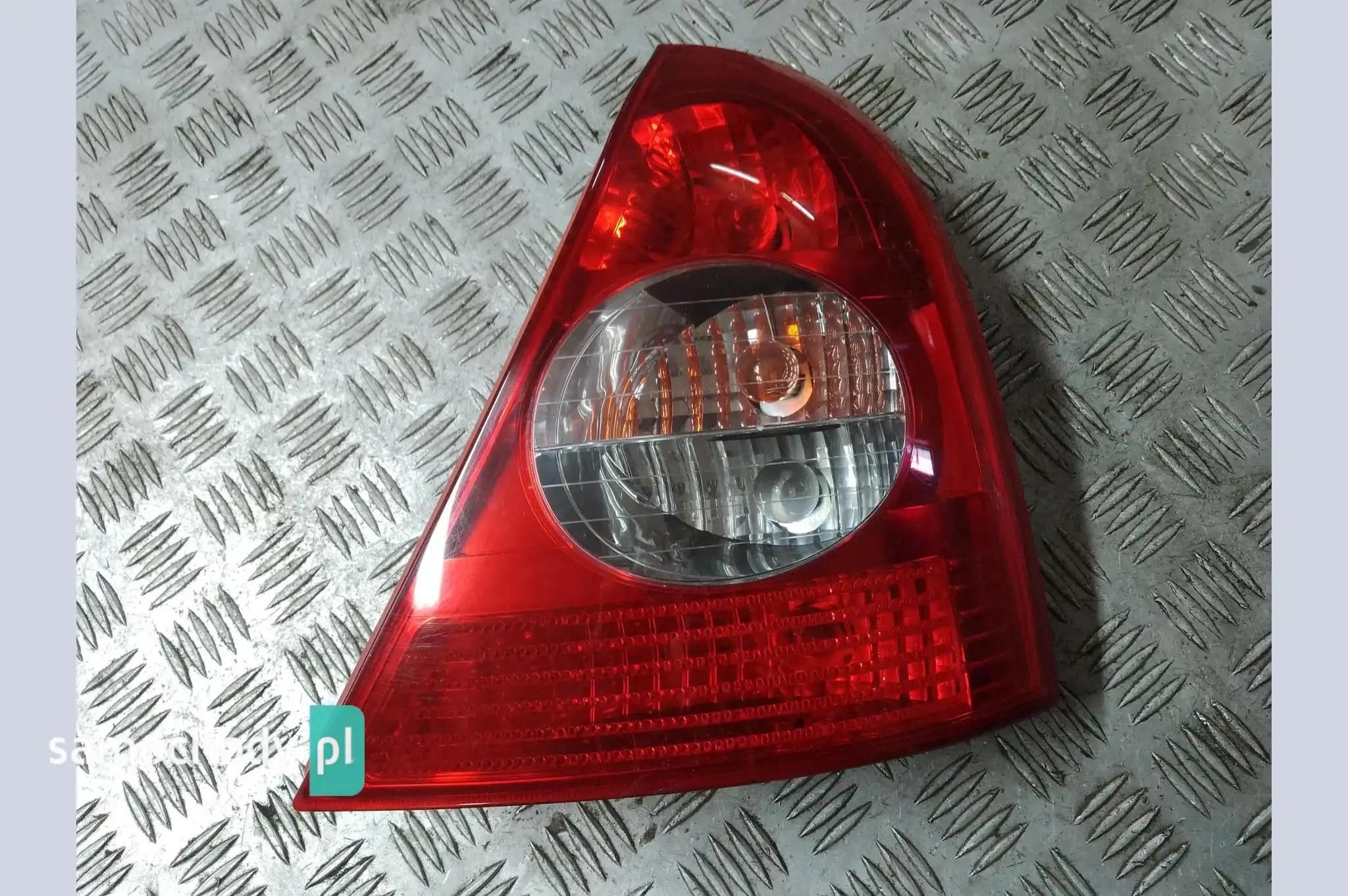 Lampa prawa tył tylna Renault Clio 2 II