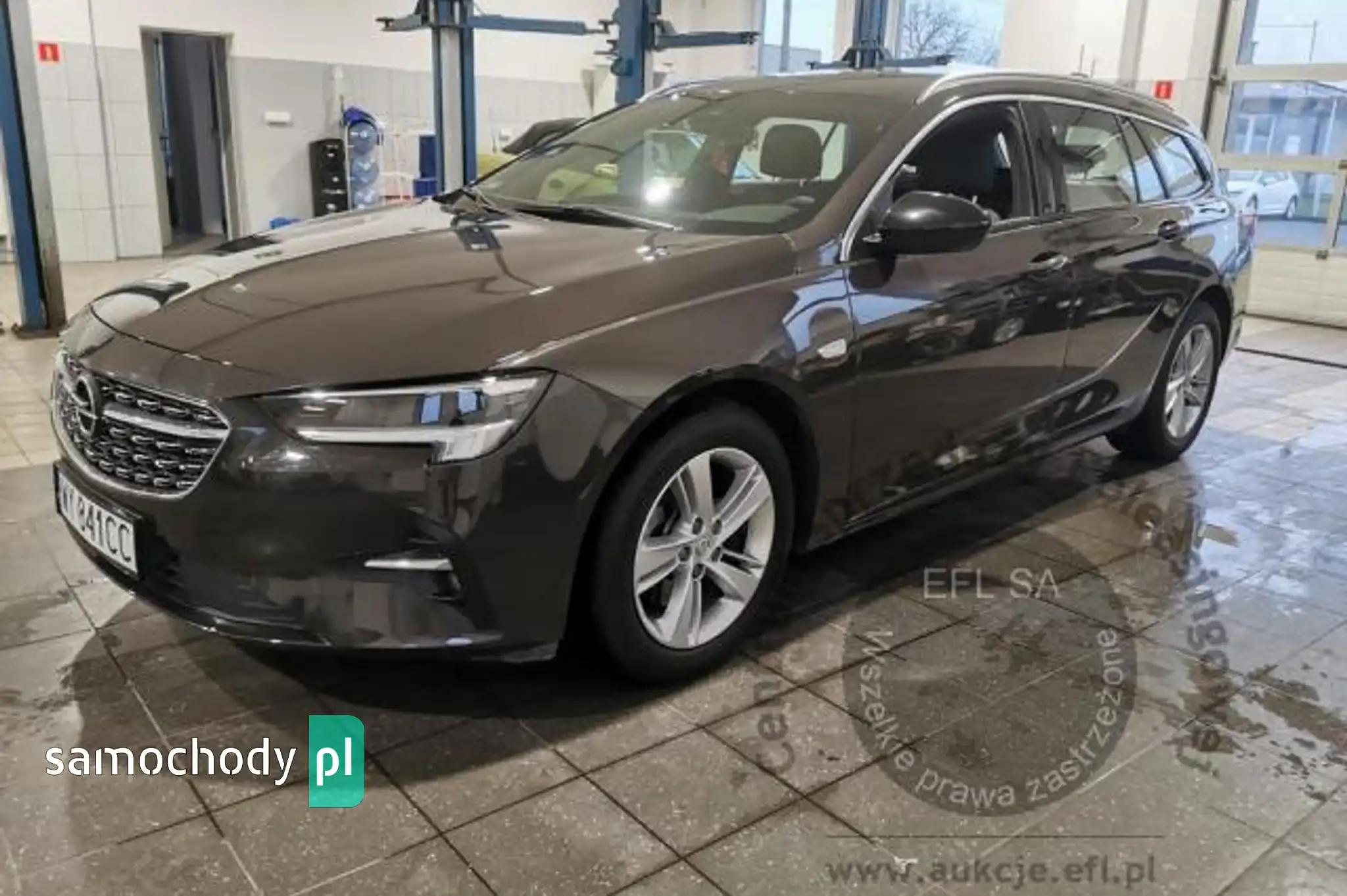 Opel Insignia 2021