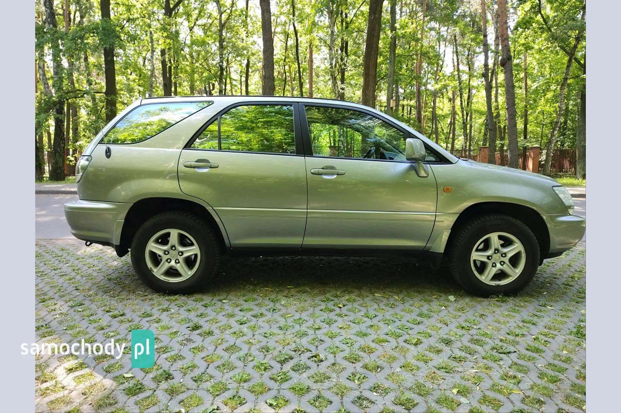 Lexus RX SUV 2001