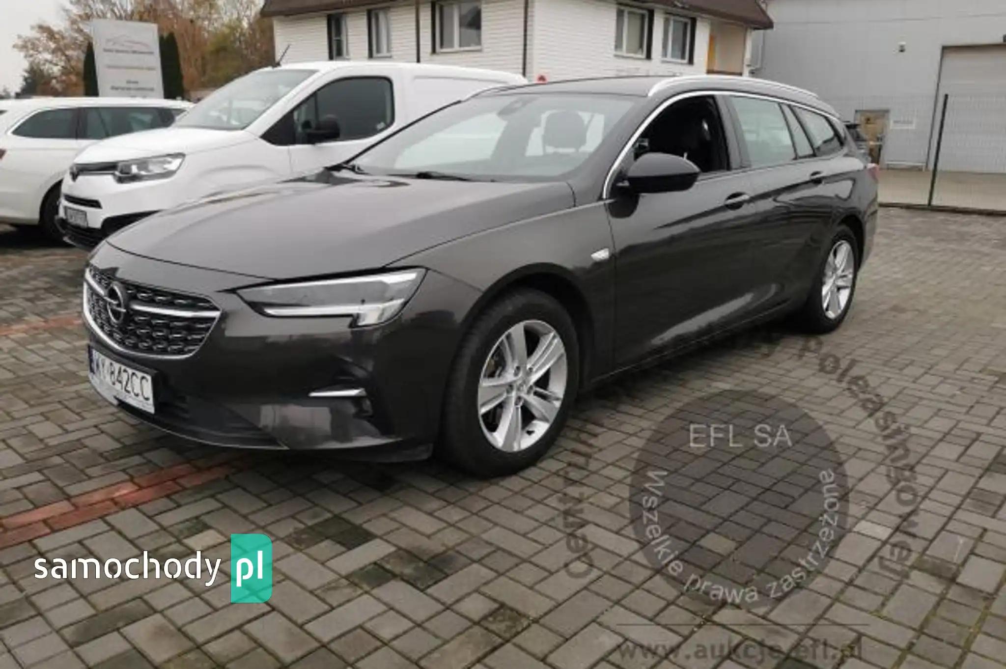 Opel Insignia 2021