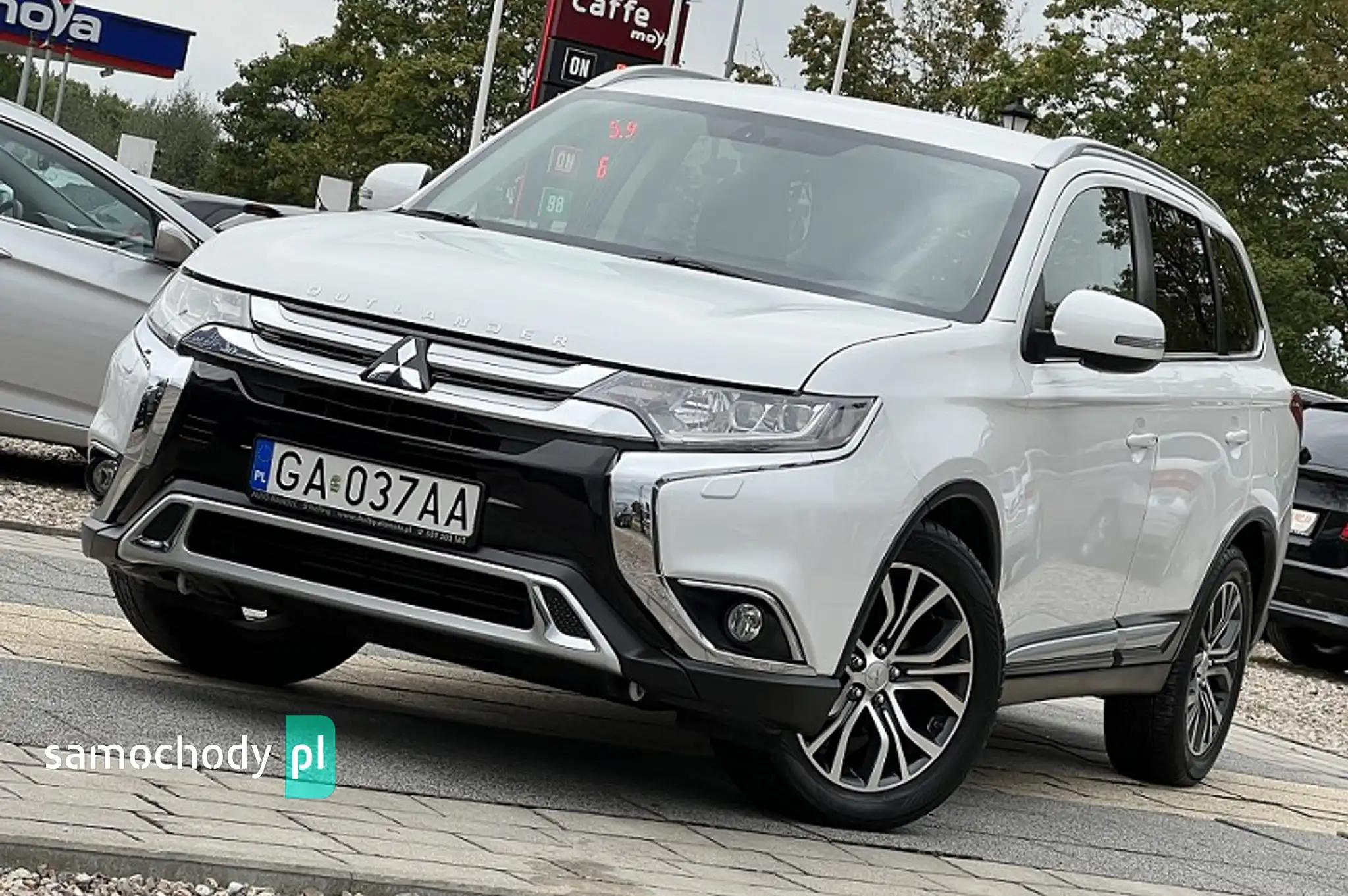 Mitsubishi Outlander SUV 2016