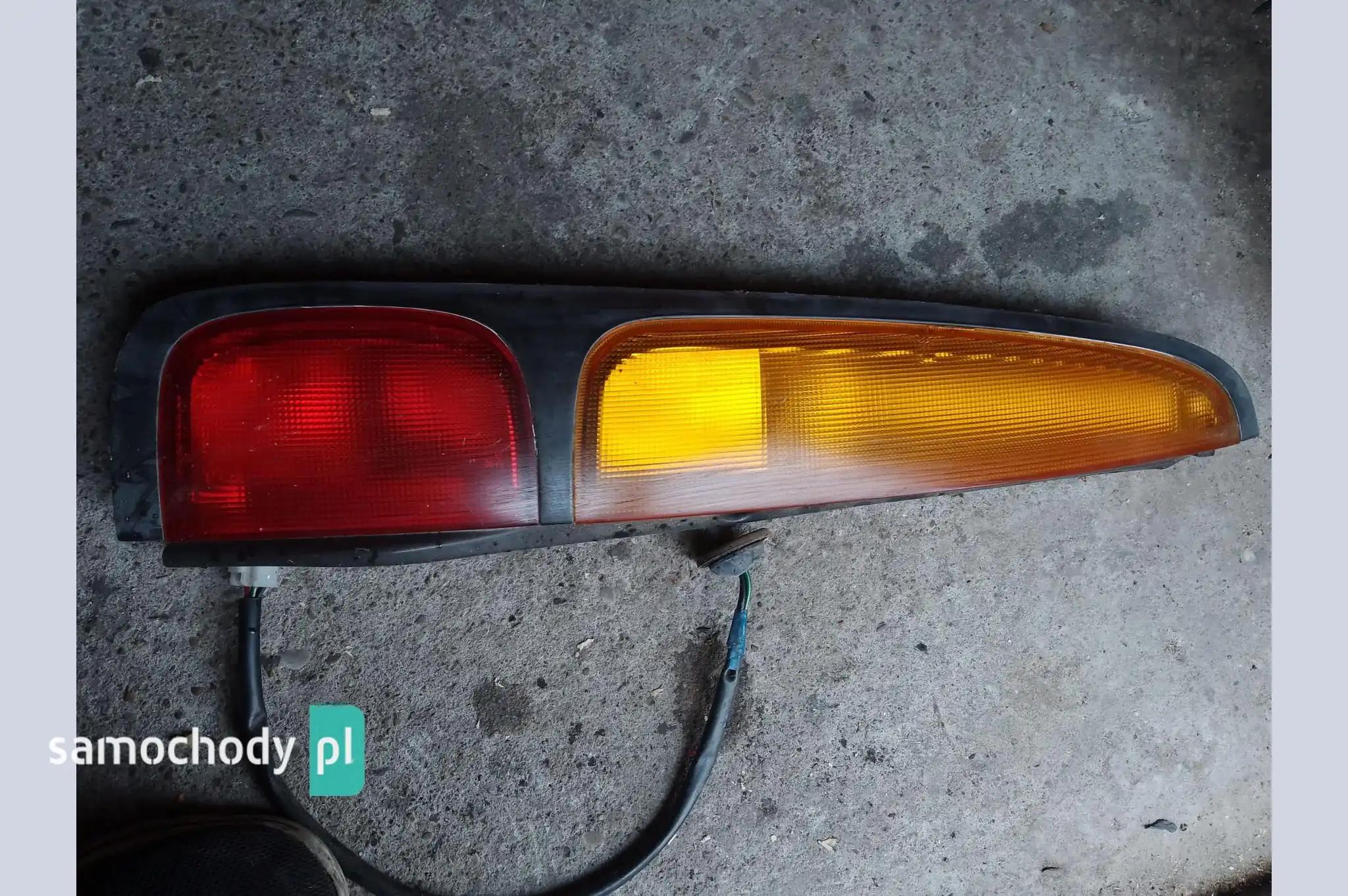 Lampa lewa tył tylna Daihatsu Move I 99 lift