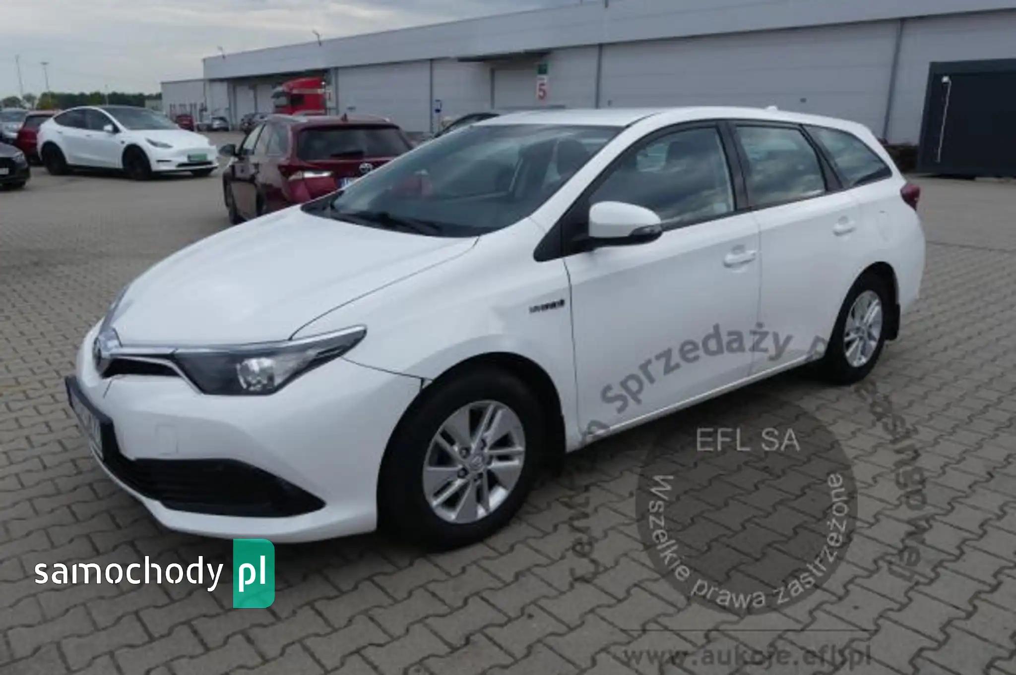 Toyota Auris 2016