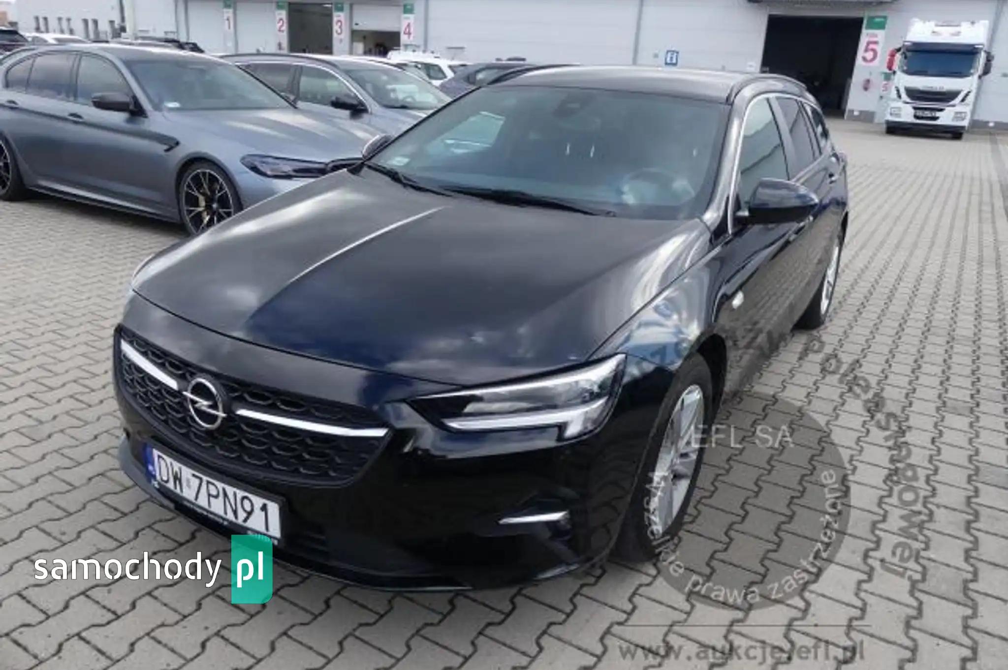 Opel Insignia 2021