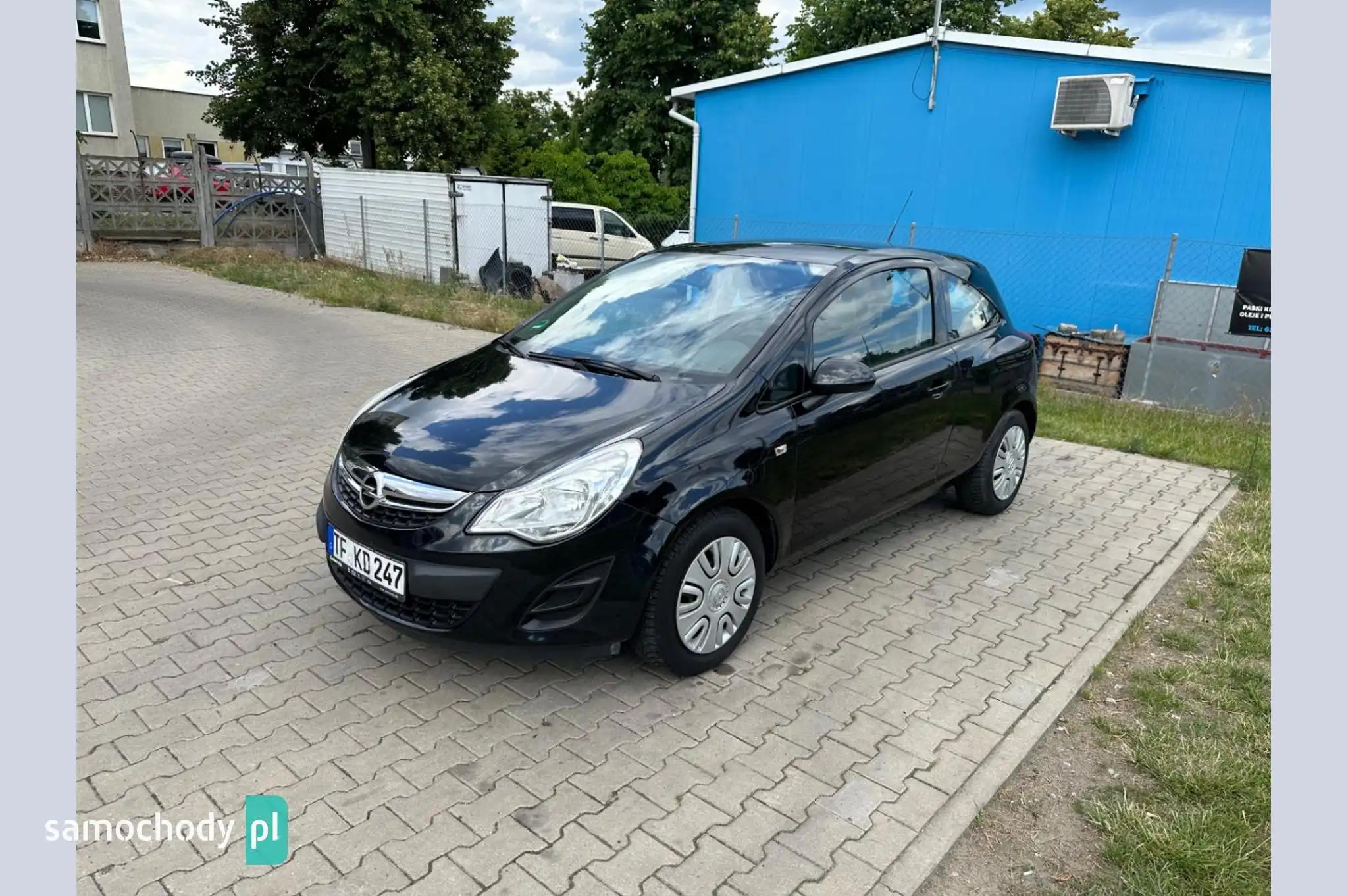 Opel Corsa Hatchback 2013