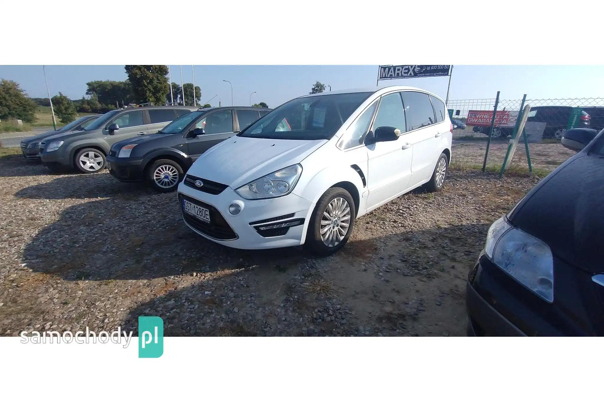 Ford S-Max Minivan 2010