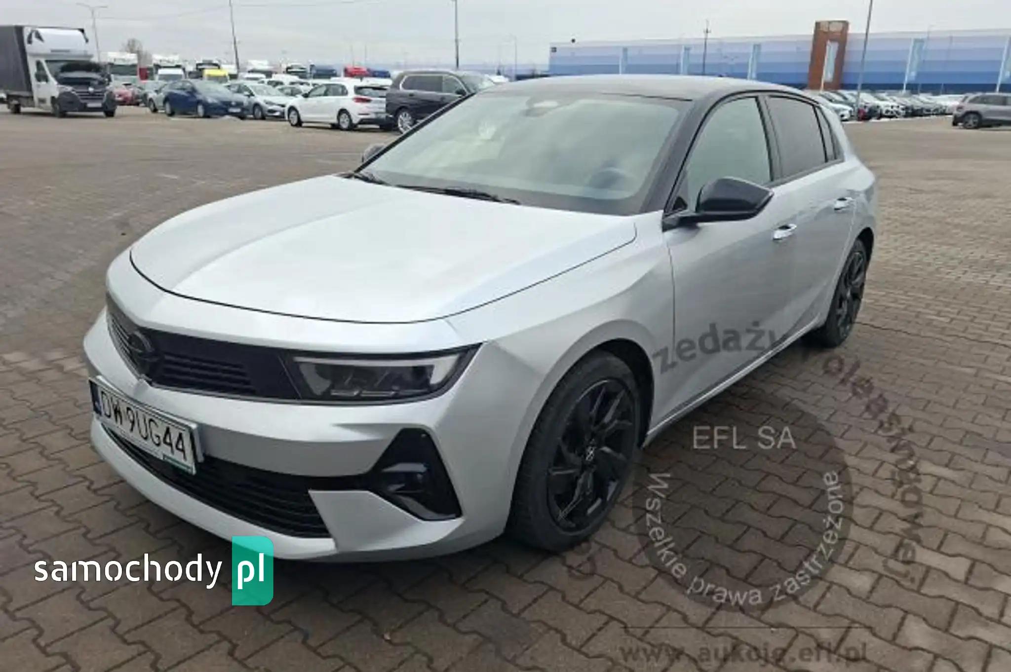 Opel Astra 2022