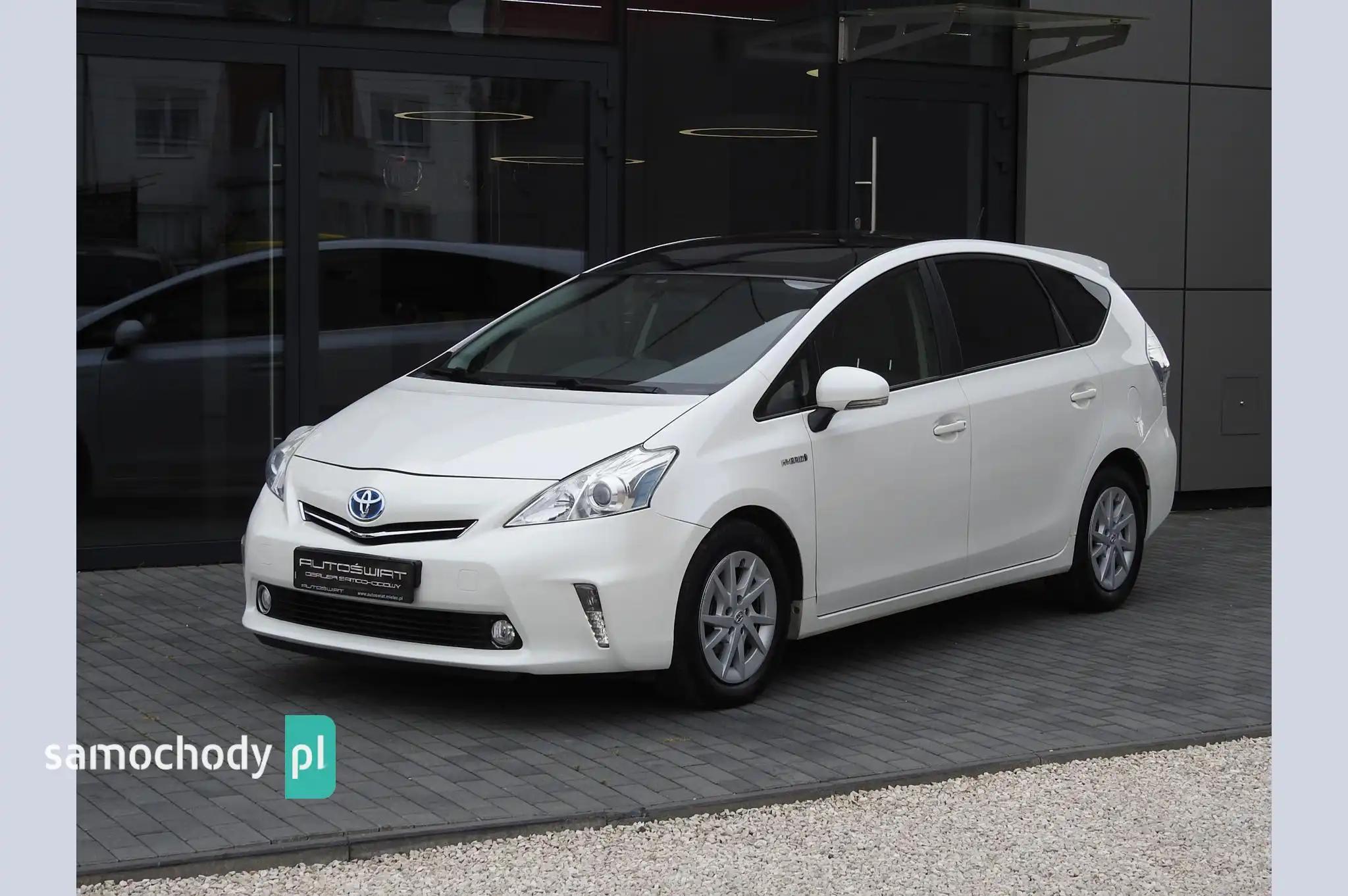 Toyota Prius Plus 2012