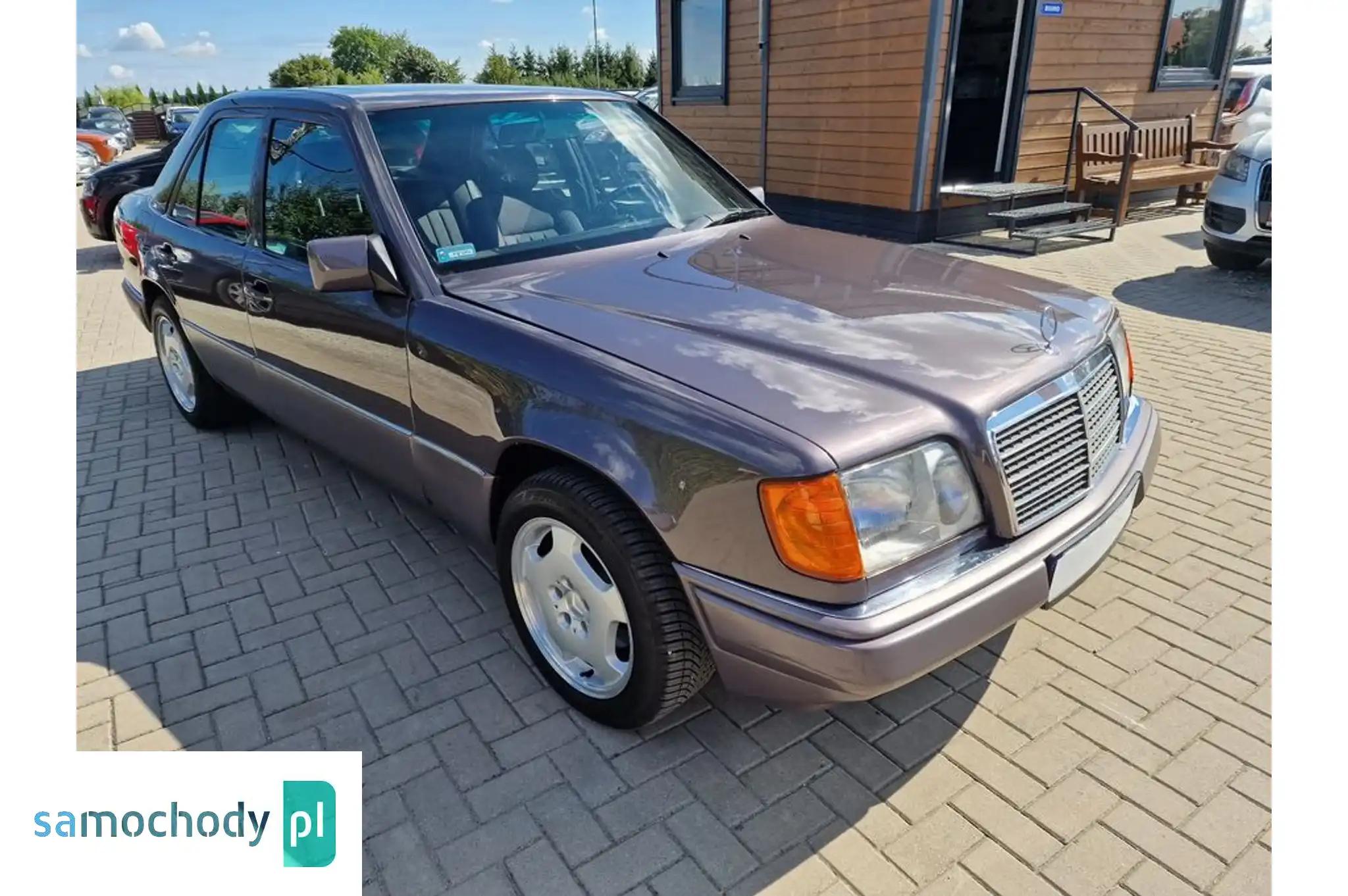 Mercedes-Benz E-Klasa Sedan 1994