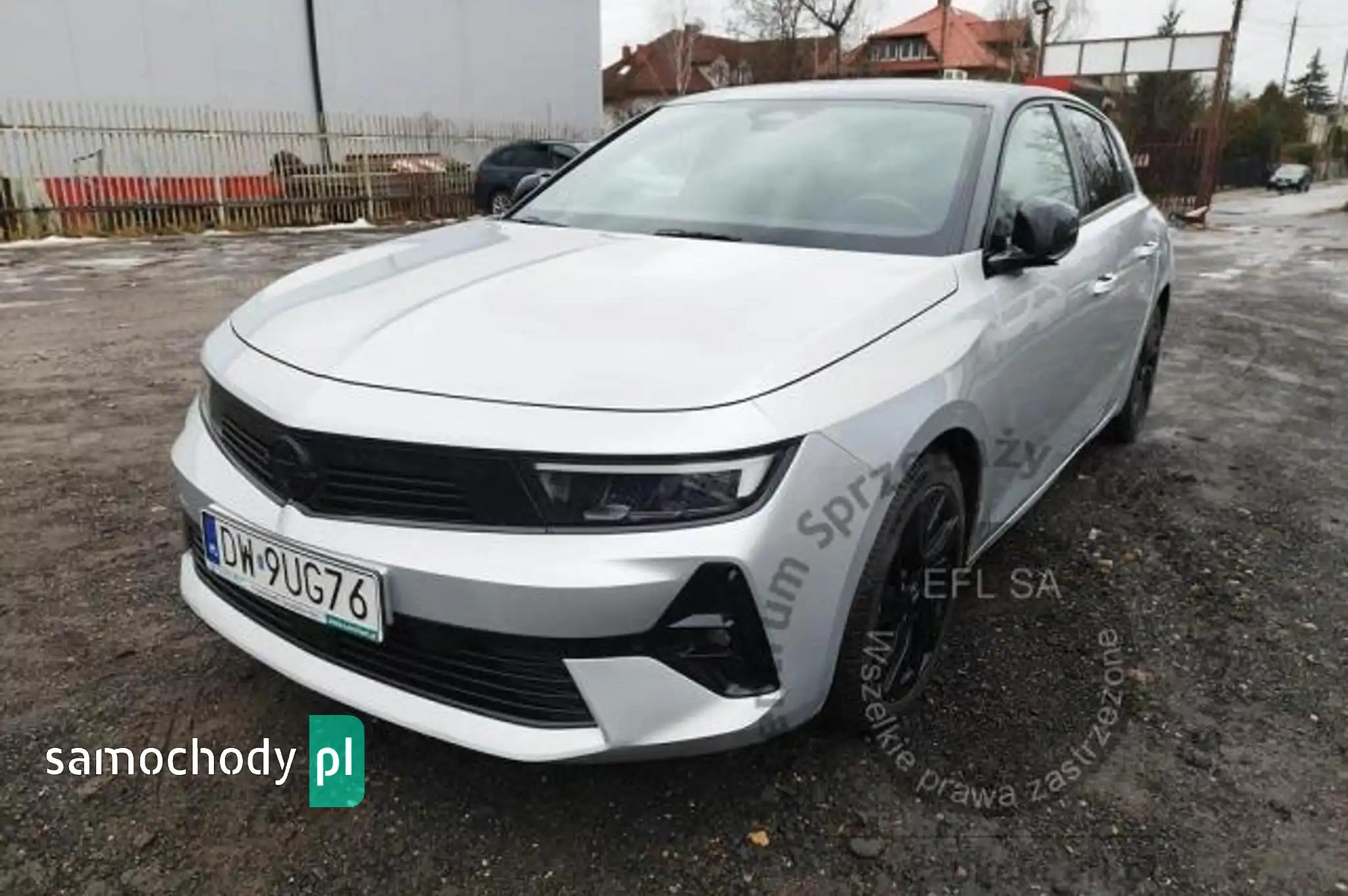 Opel Astra 2022