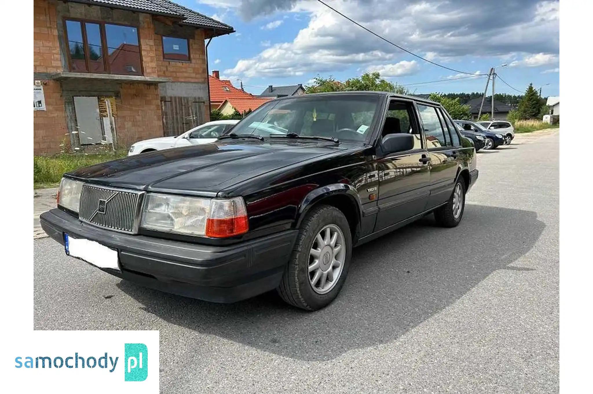 Volvo 940 Sedan 1993