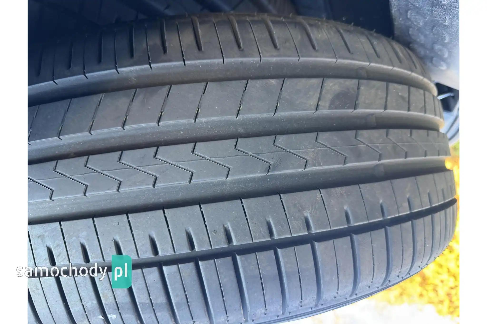 Opony letnie  245/45/20 Falken używane