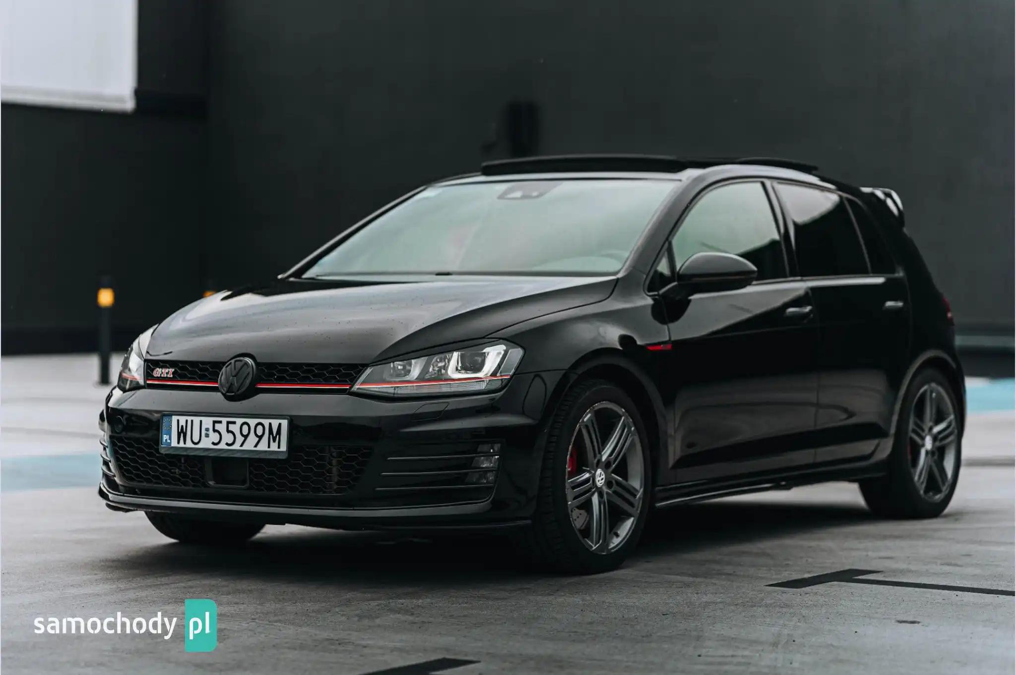 Volkswagen Golf Hatchback 2016