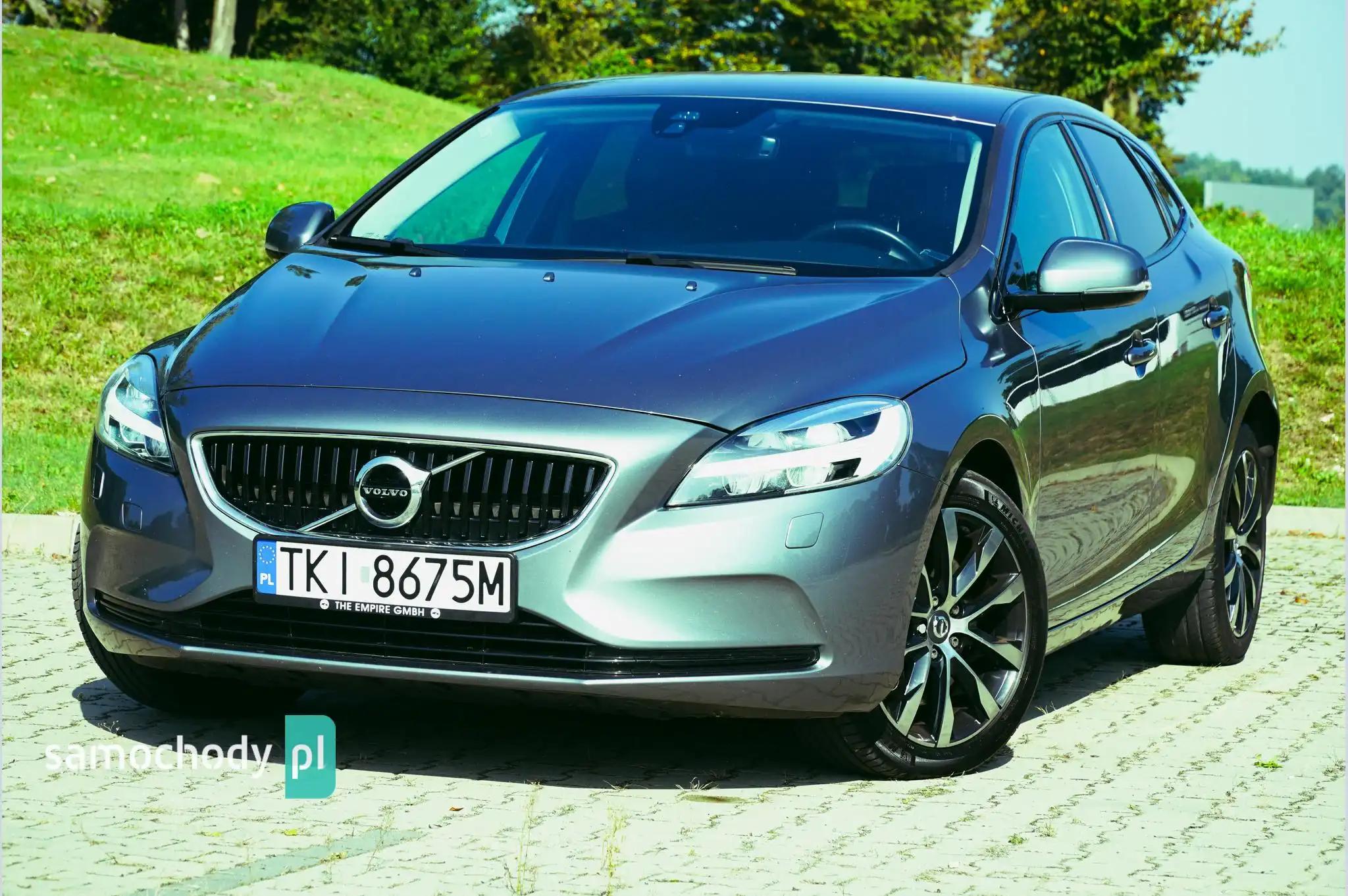 Volvo V40 SUV 2019