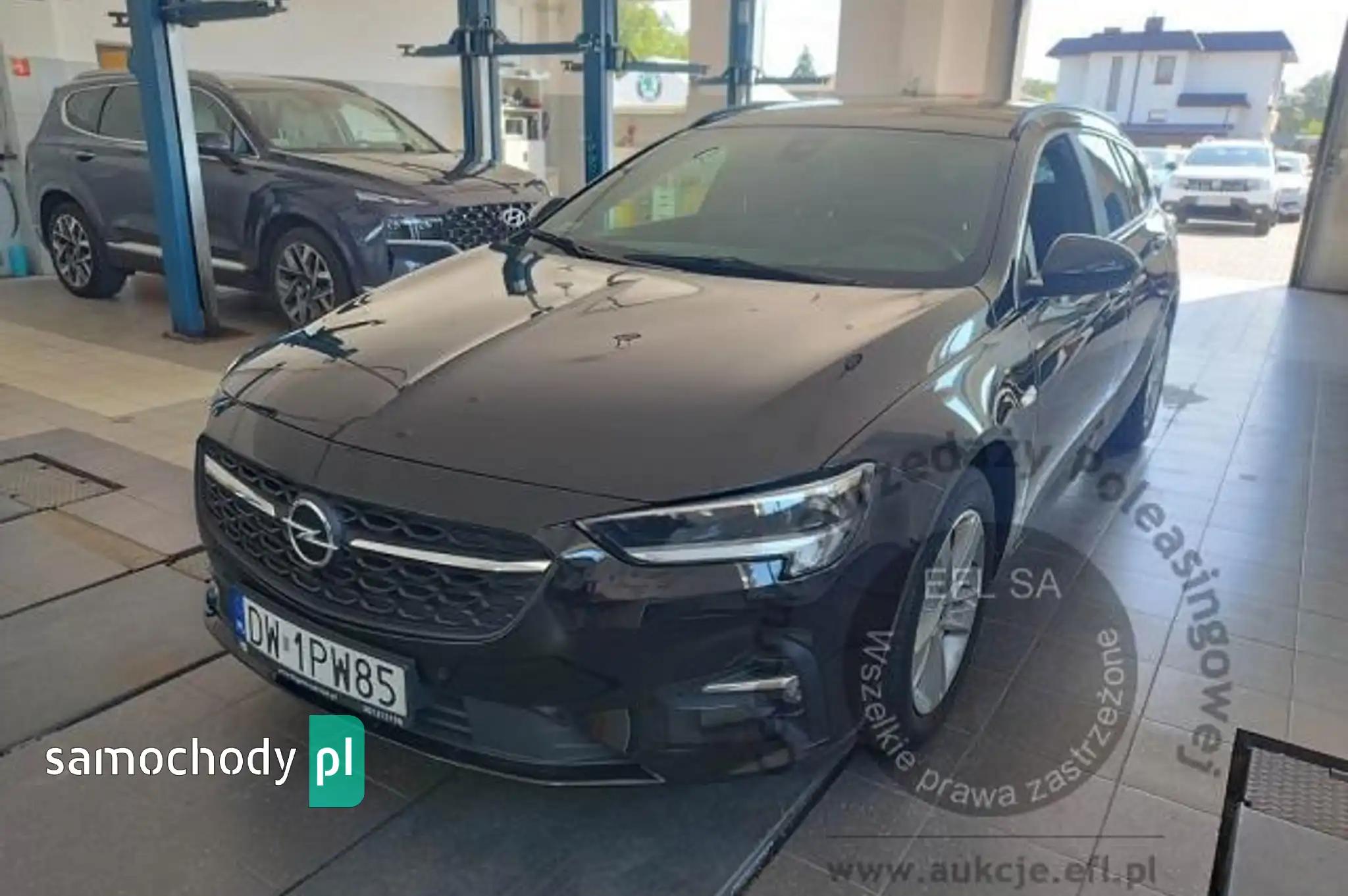 Opel Insignia 2021