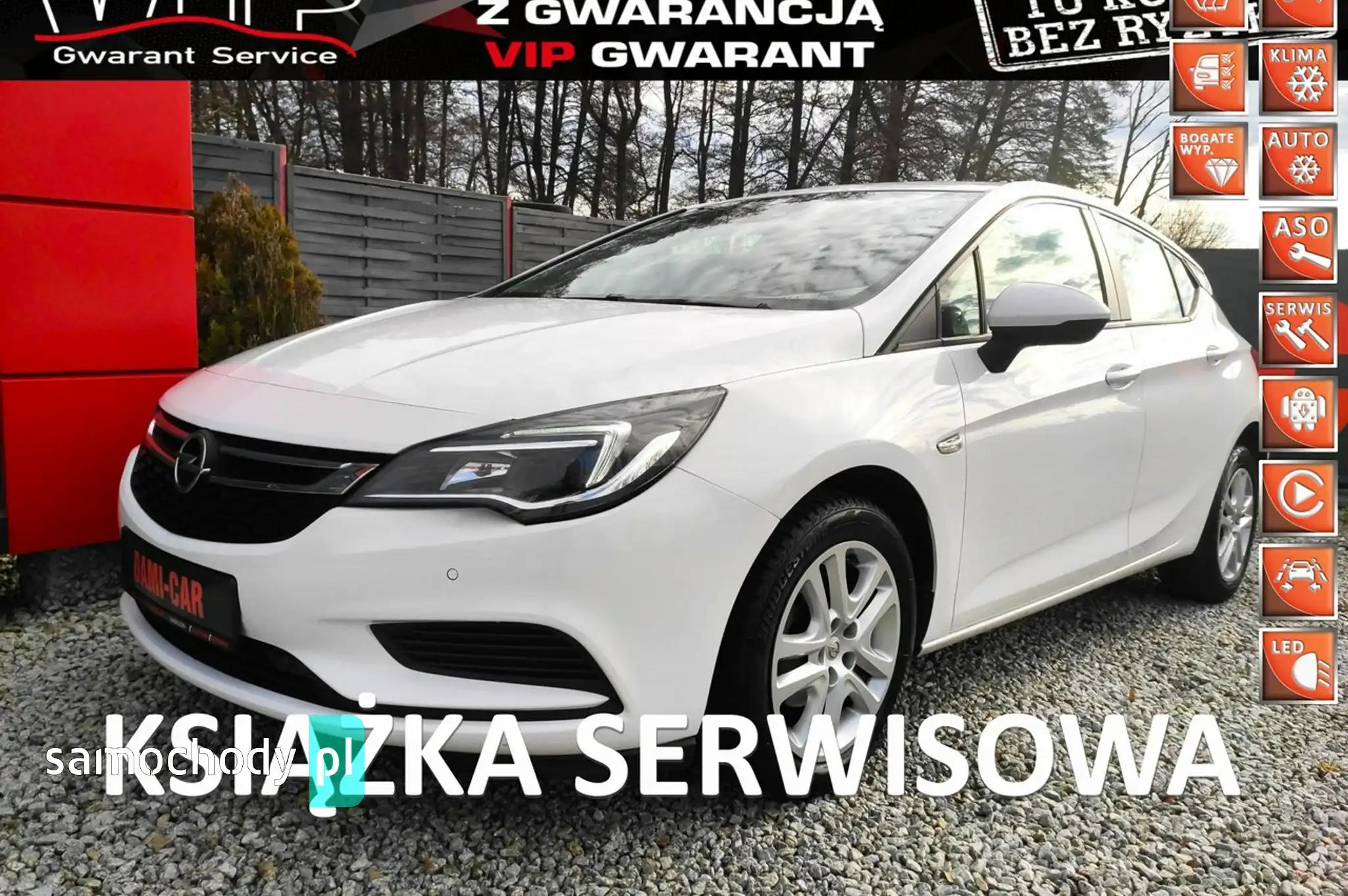 Opel Astra Hatchback 2016