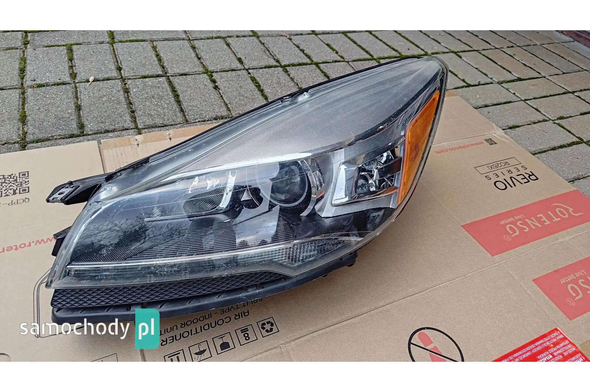 Oryginalna lampa ksenonowa lewa do Ford Escape III 2014