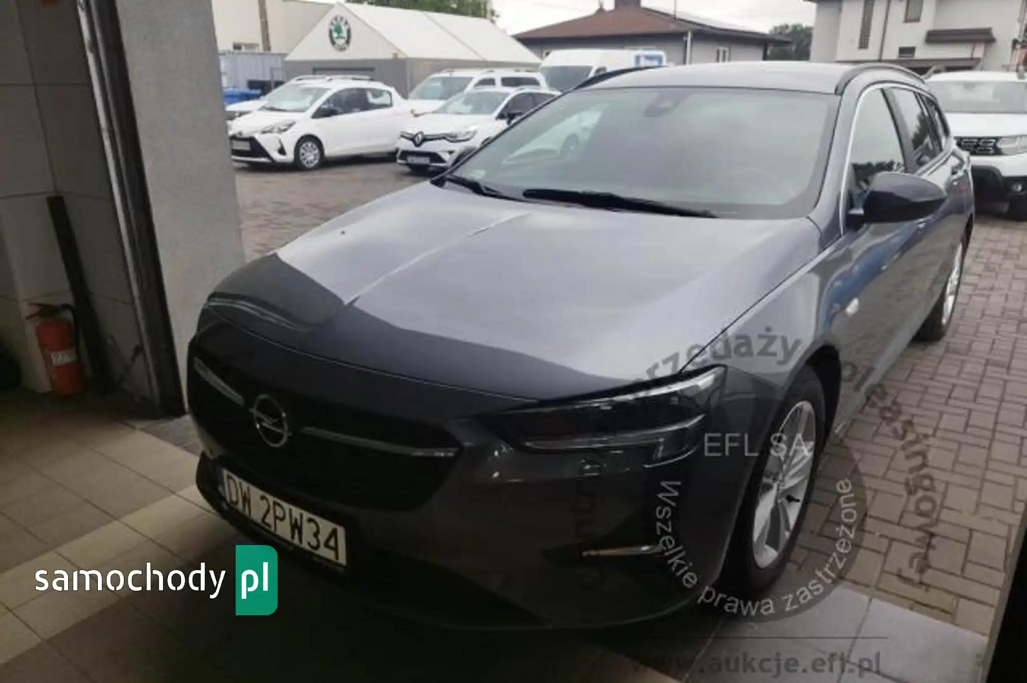 Opel Insignia 2021