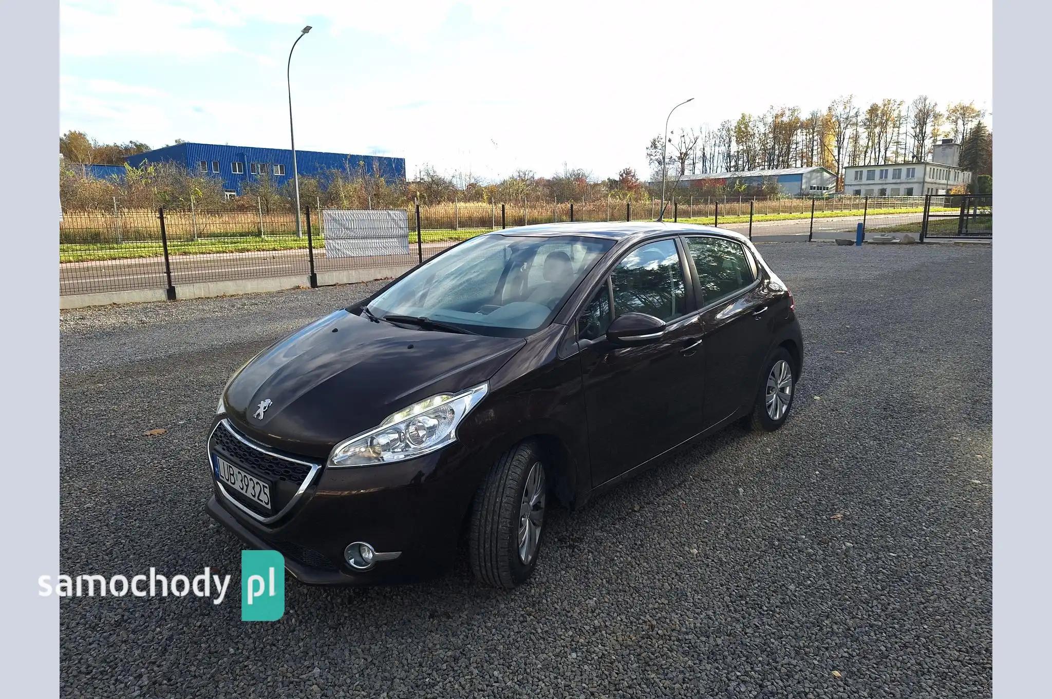 Peugeot 208 Inny 2012