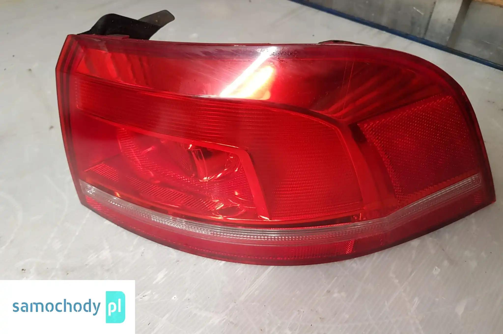 PASSAT B7 KOMBI LAMPA PRAW A PRAWY TYŁ 3AF945096E