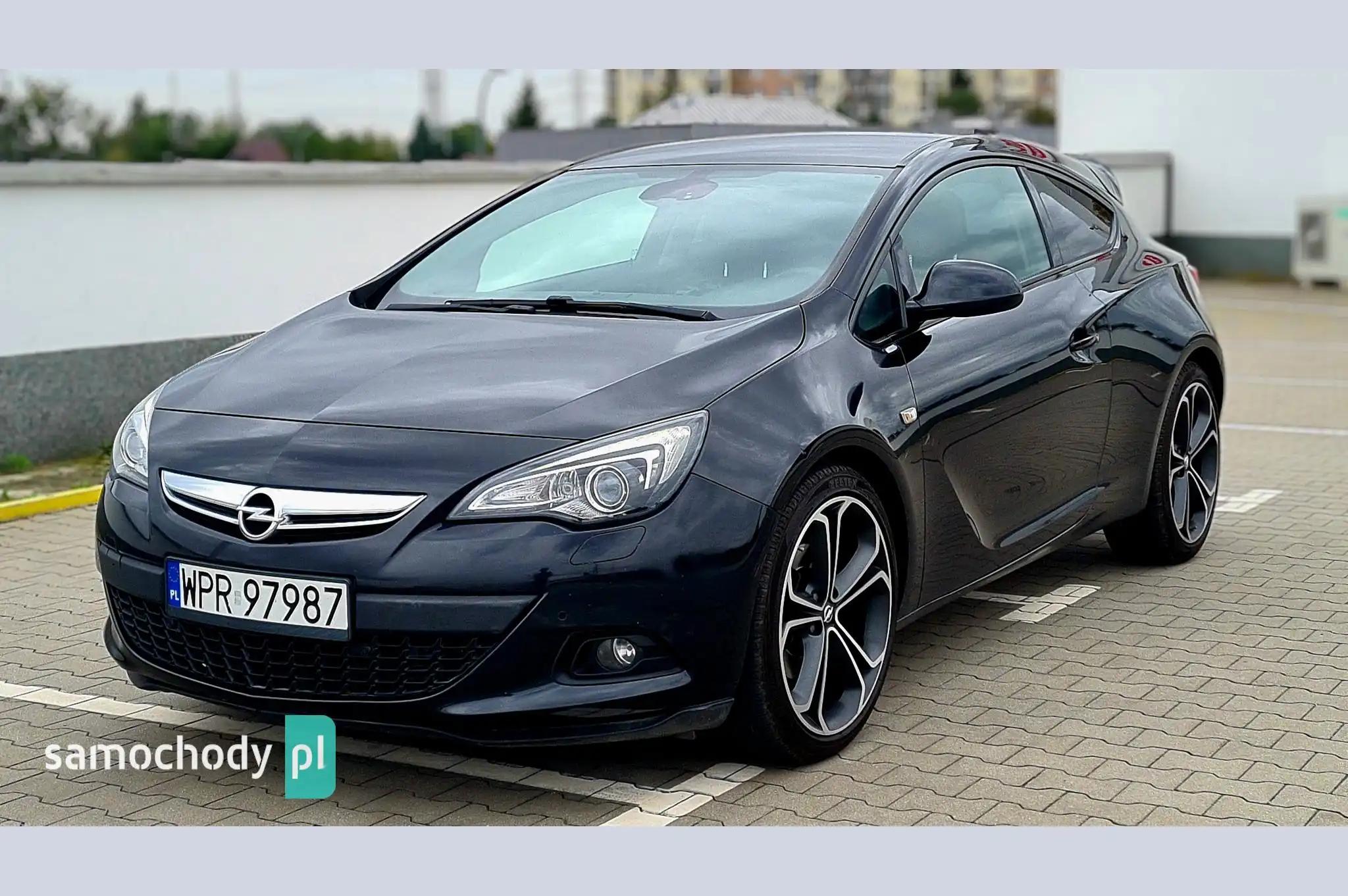 Opel Astra Coupe 2014