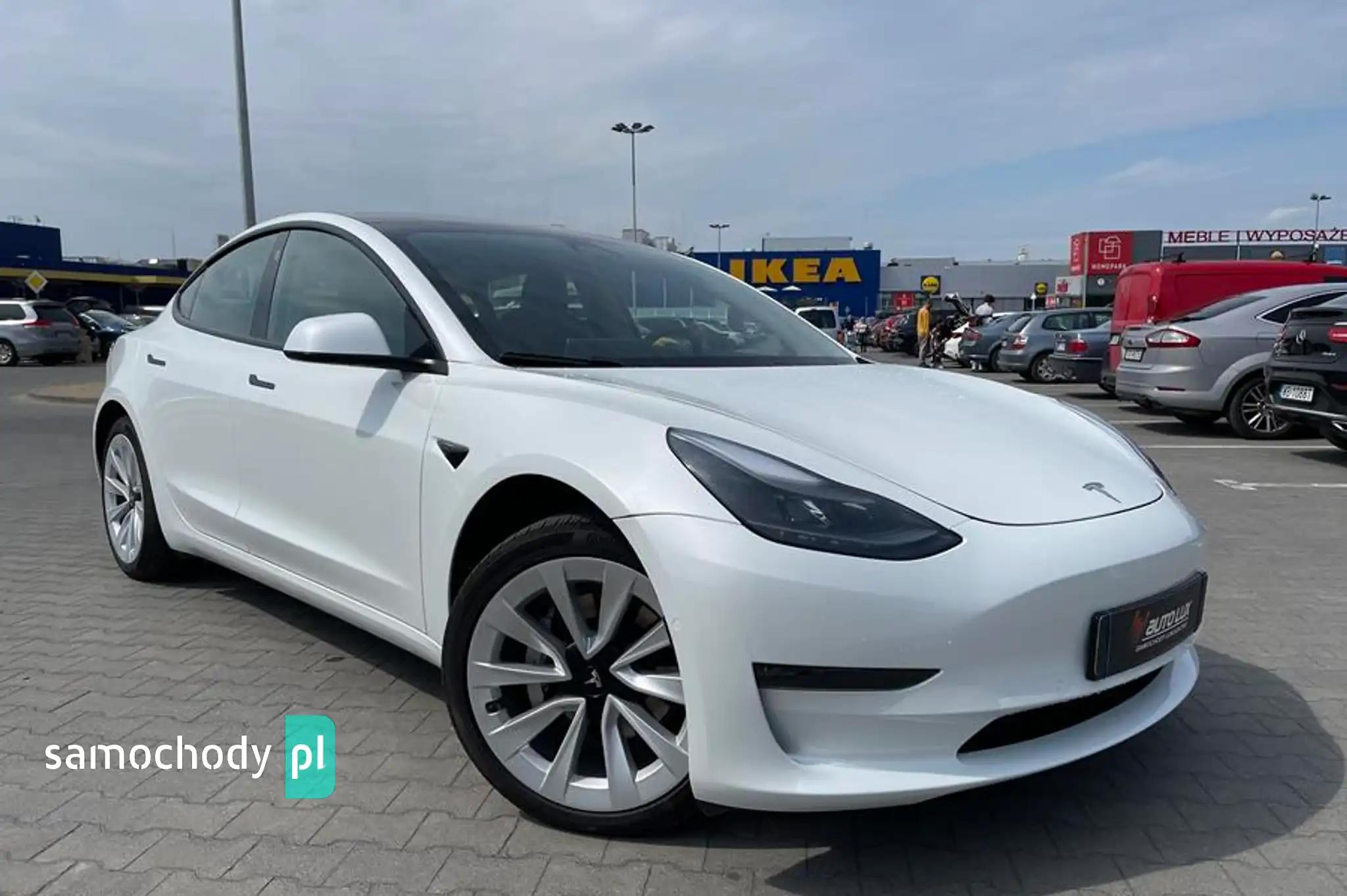 Tesla Model 3 Sedan 2021