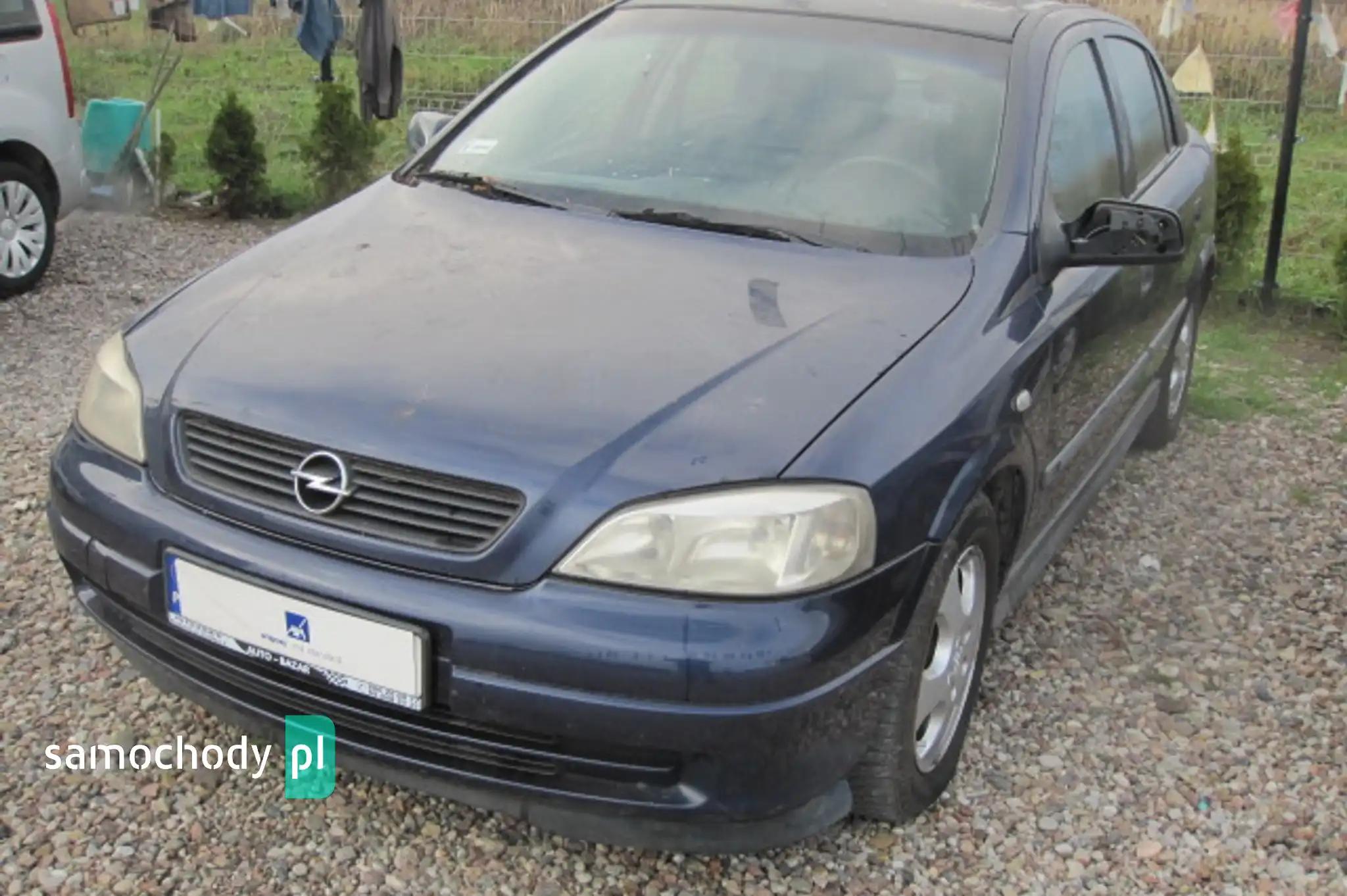 Opel Astra Hatchback 2000